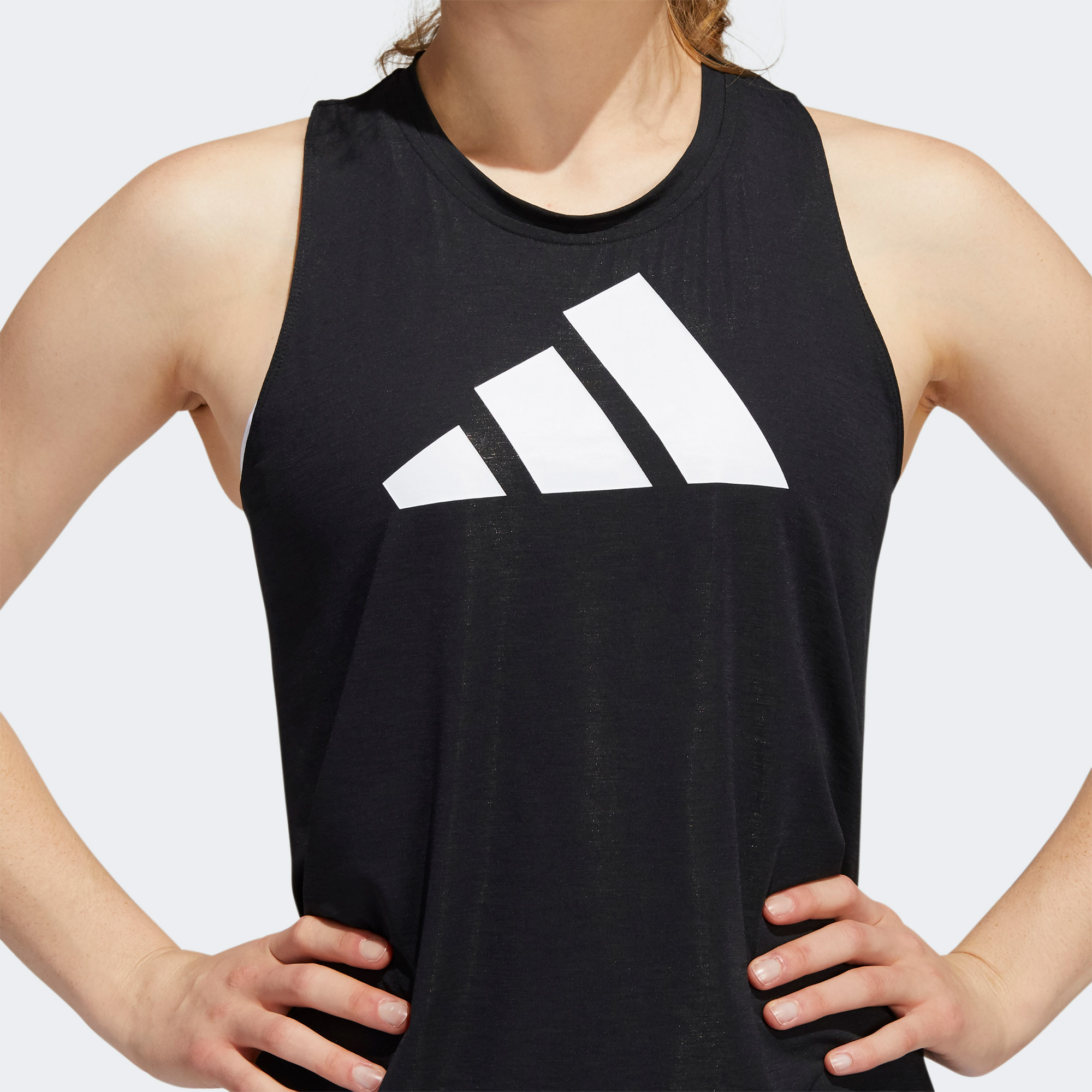 adidas Kadın Siyah T-Shirt