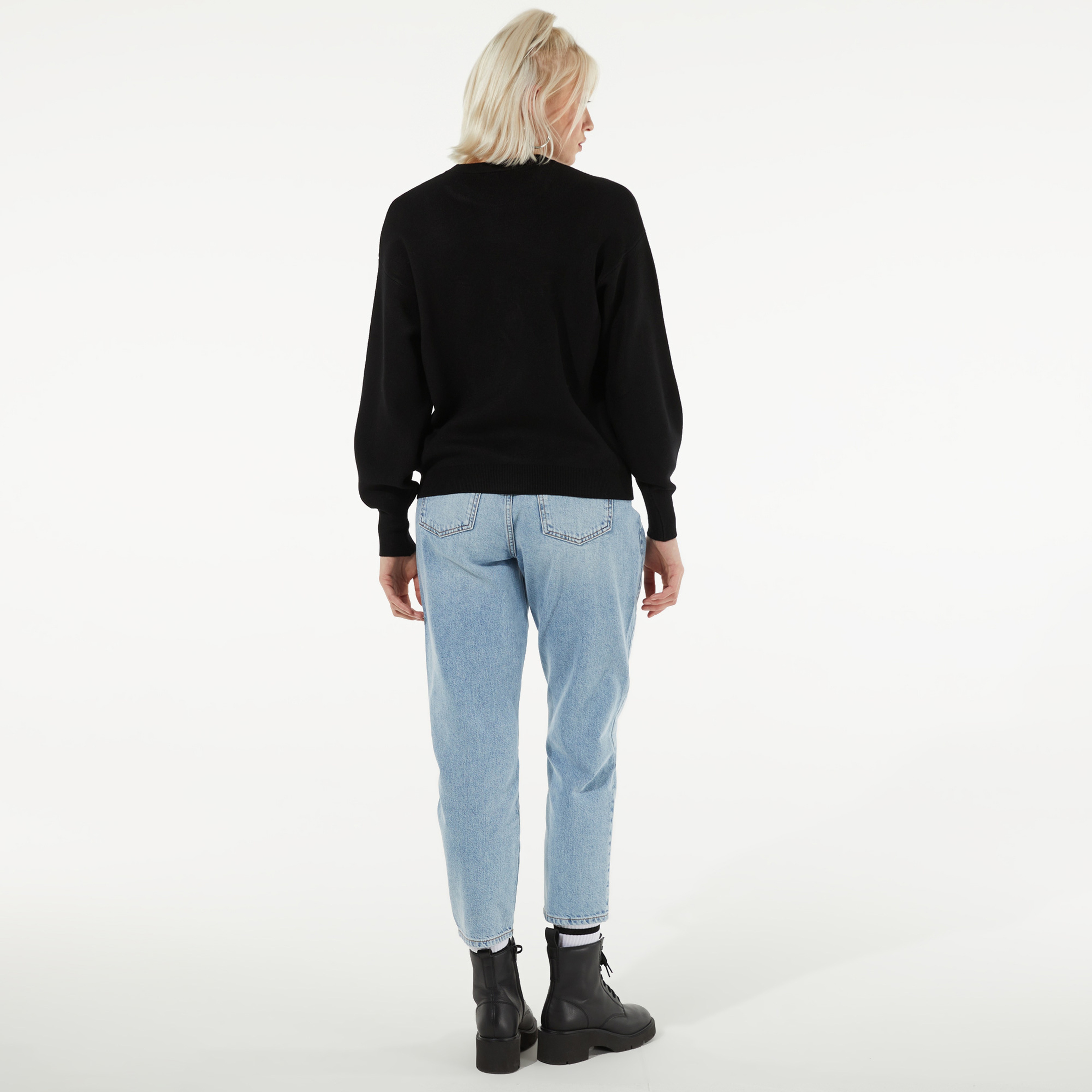 Guess Kadın Siyah Kazak