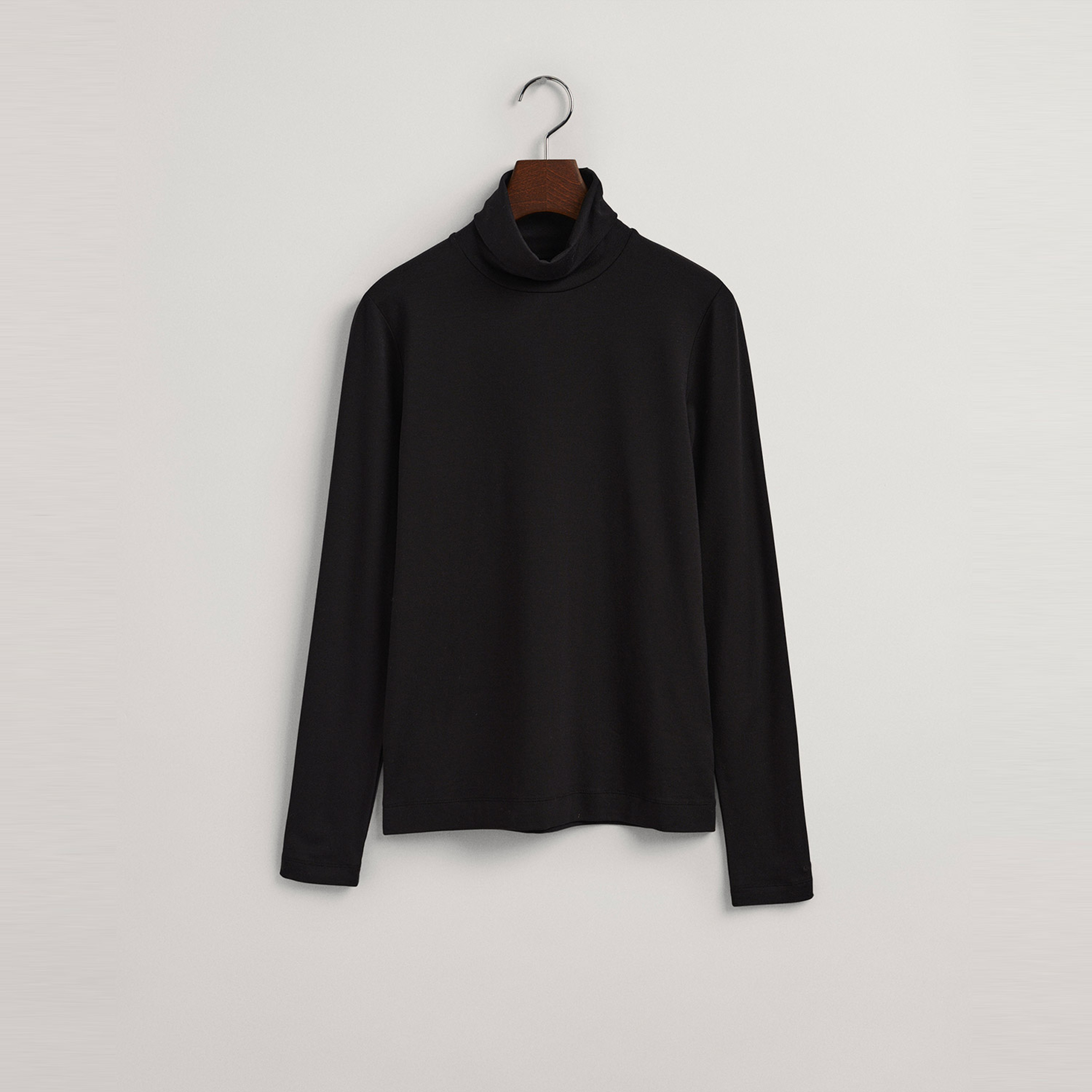 Gant Kadın Siyah Regular Fit Boğazlı Yaka T-shirt