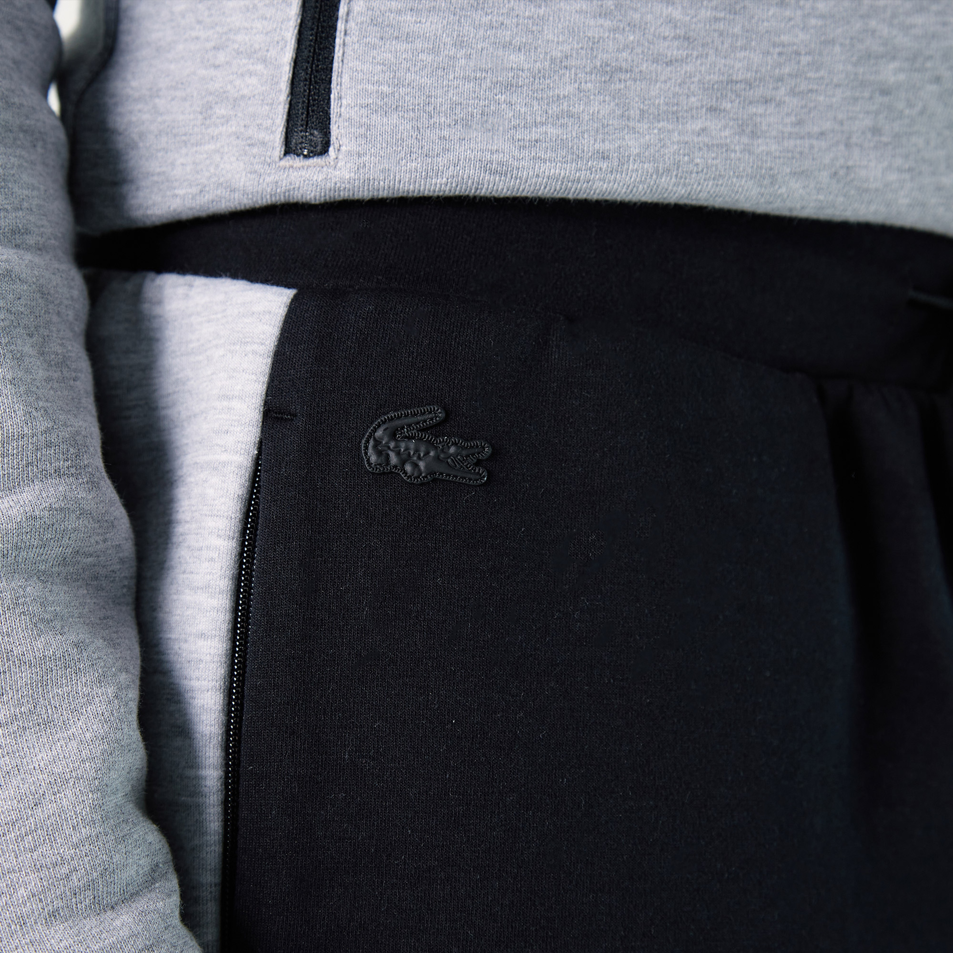 Lacoste Erkek Slim Fit Renk Bloklu Siyah Şort