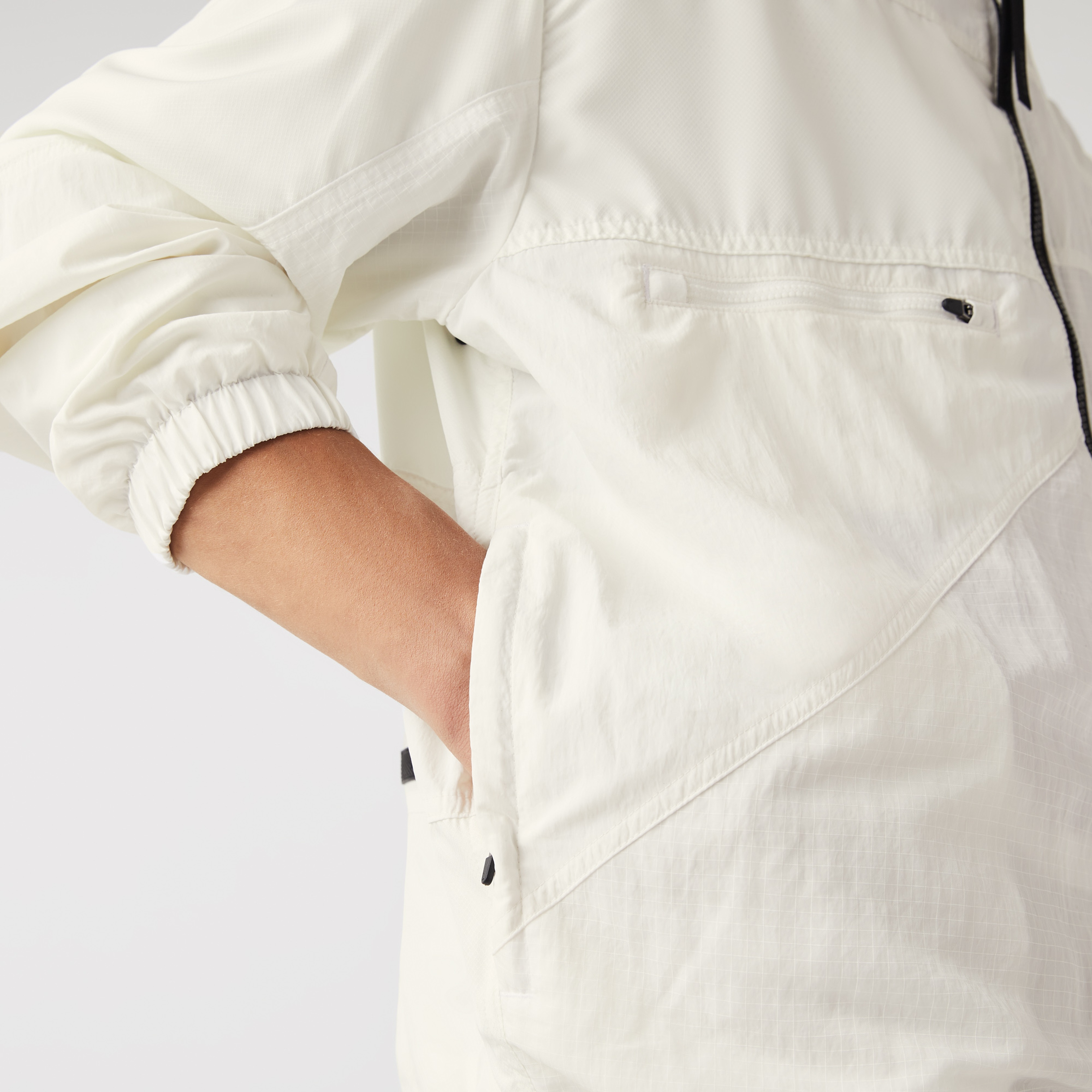 Lacoste Active Erkek Kapüşonlu Beyaz Mont