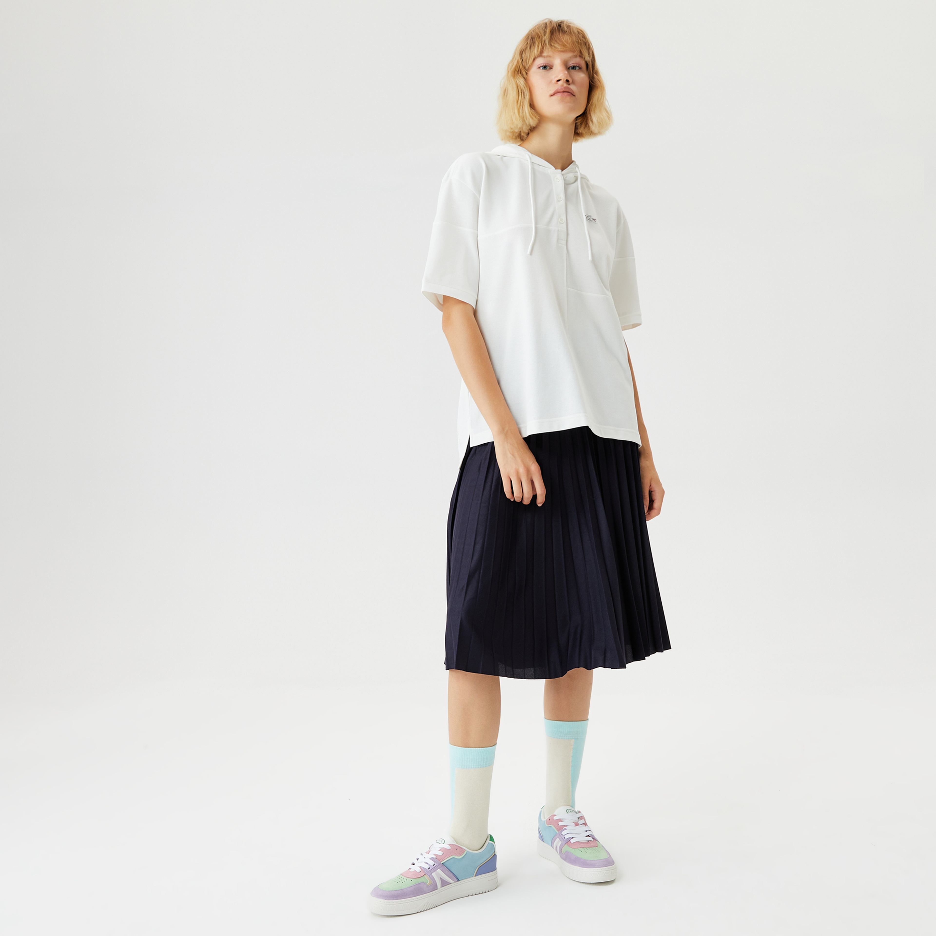 Lacoste Kadın Relaxed Fit Kapüşonlu Renk Bloklu Beyaz Polo