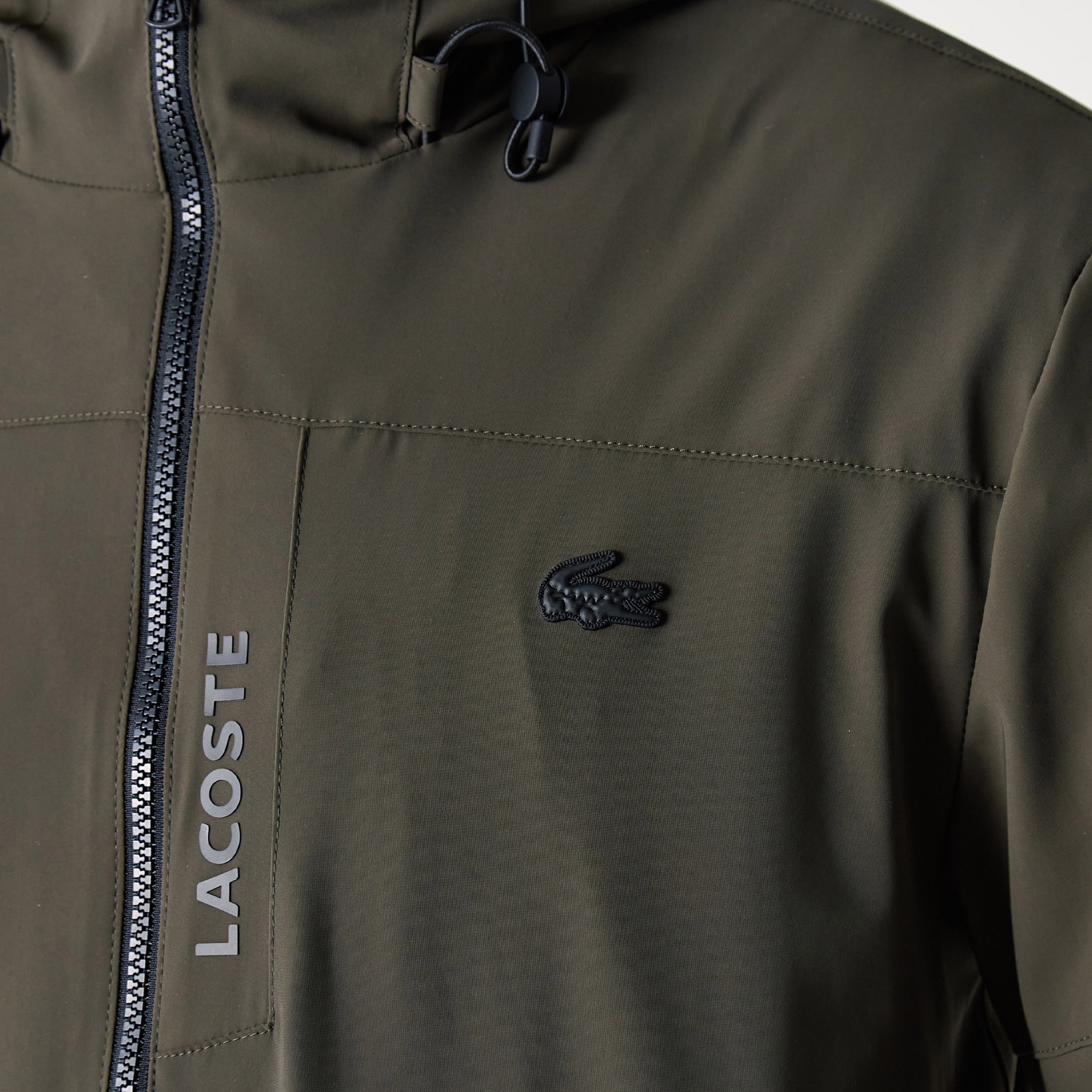 Lacoste Erkek Kapüşonlu Suya Dayanıklı Renk Bloklu Yeşil Yağmurluk