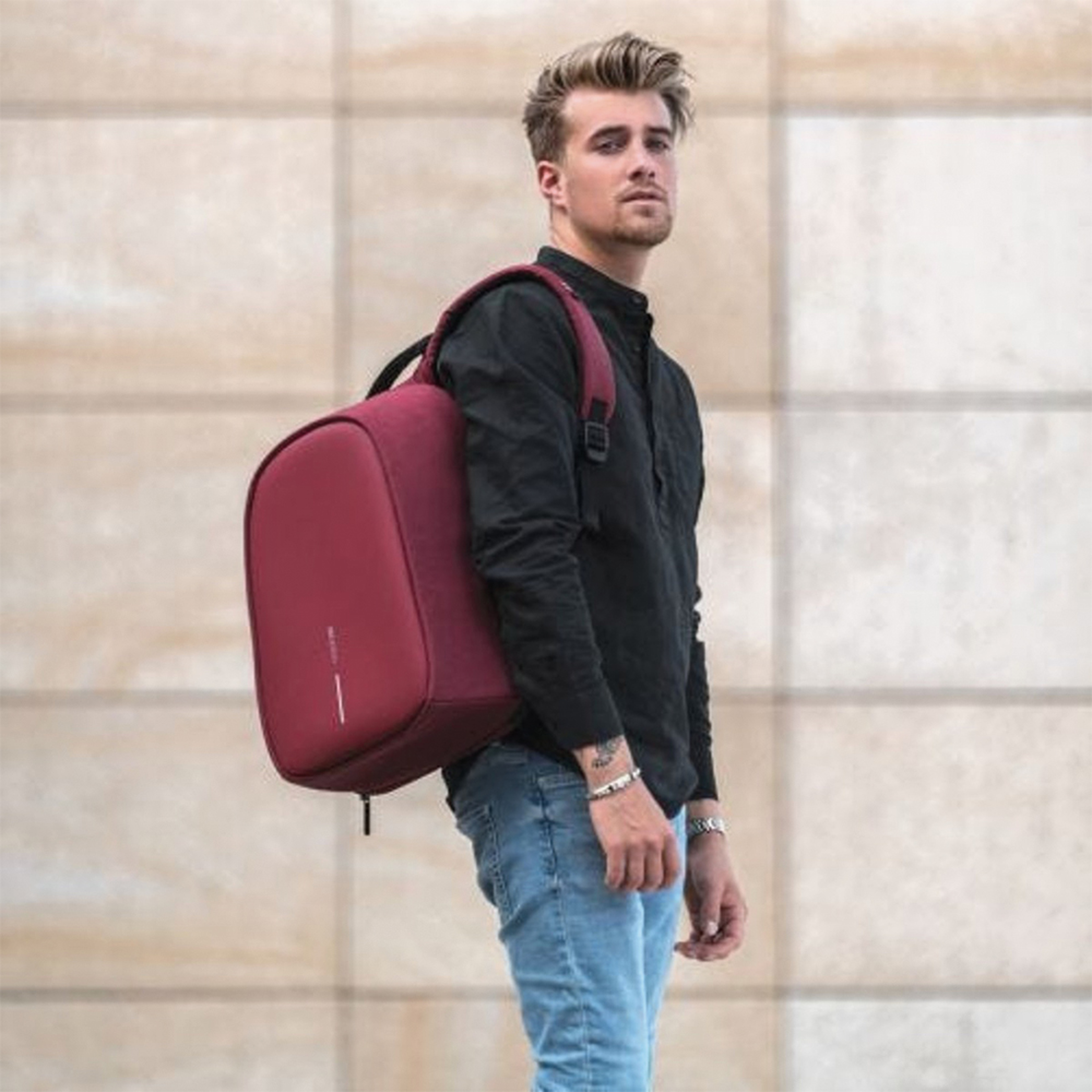 XD Design Bobby Hero Small Unisex Kırmızı Sırt Çantası