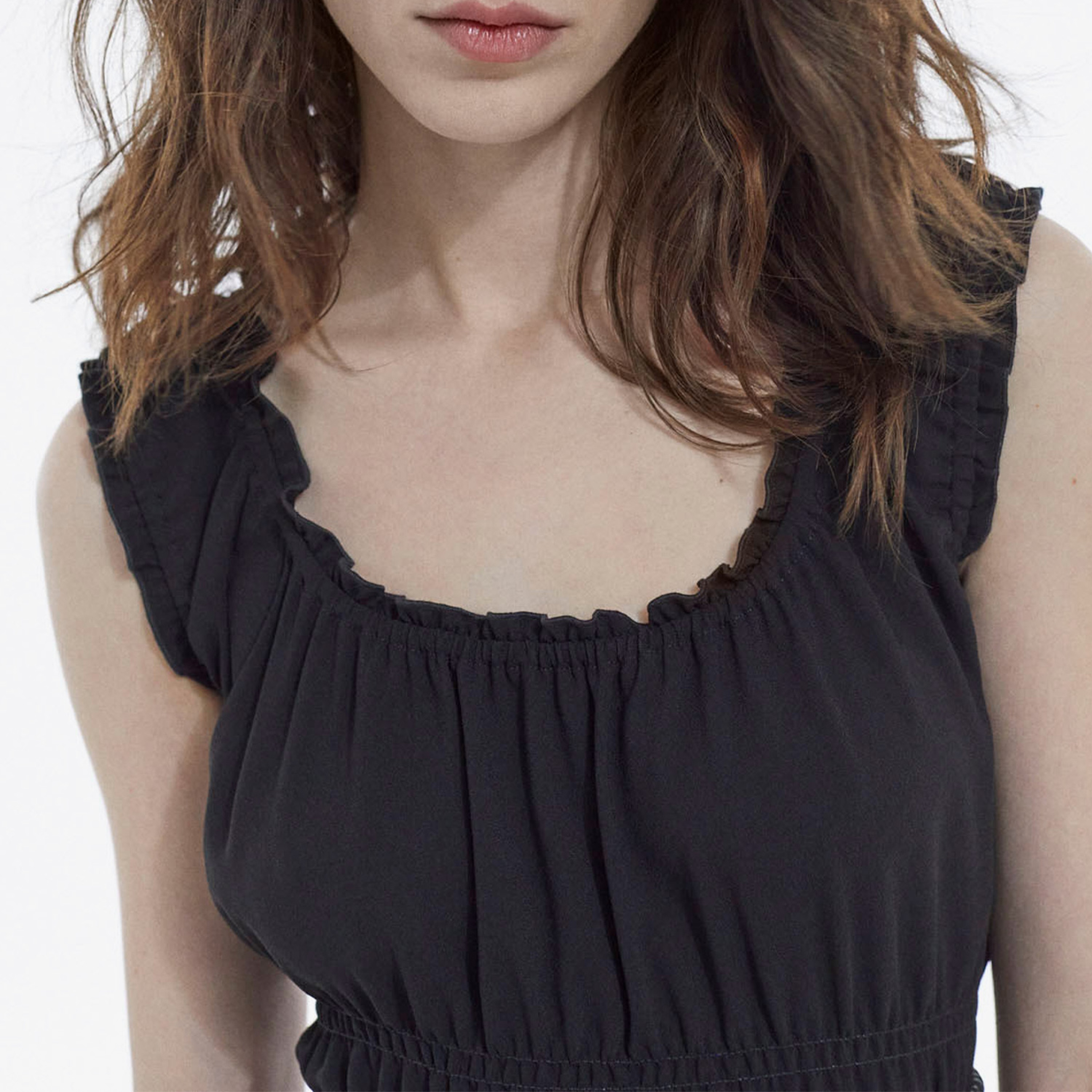 KADIN KOLLARI FIRFIRLI SİYAH ELBİSE