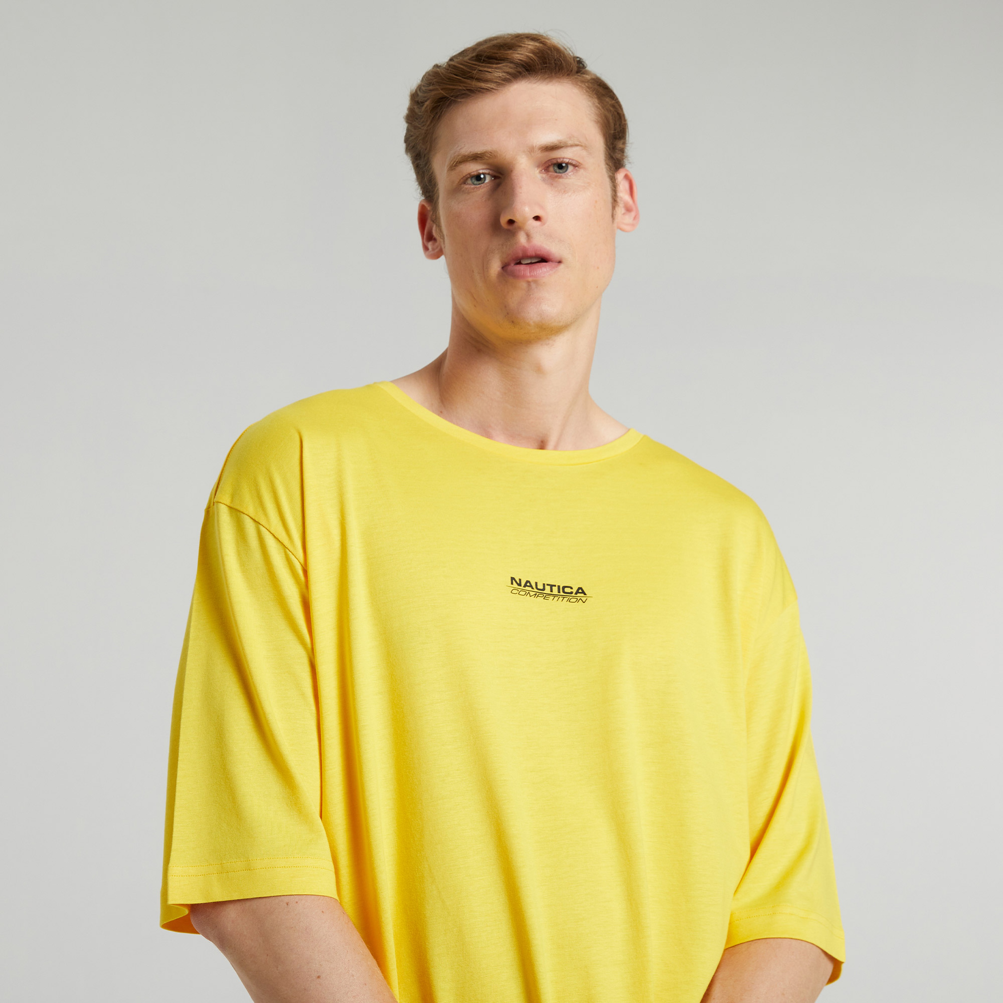 NAUTICA ERKEK SARI OVERSIZE KISA KOLLU T-SHIRT