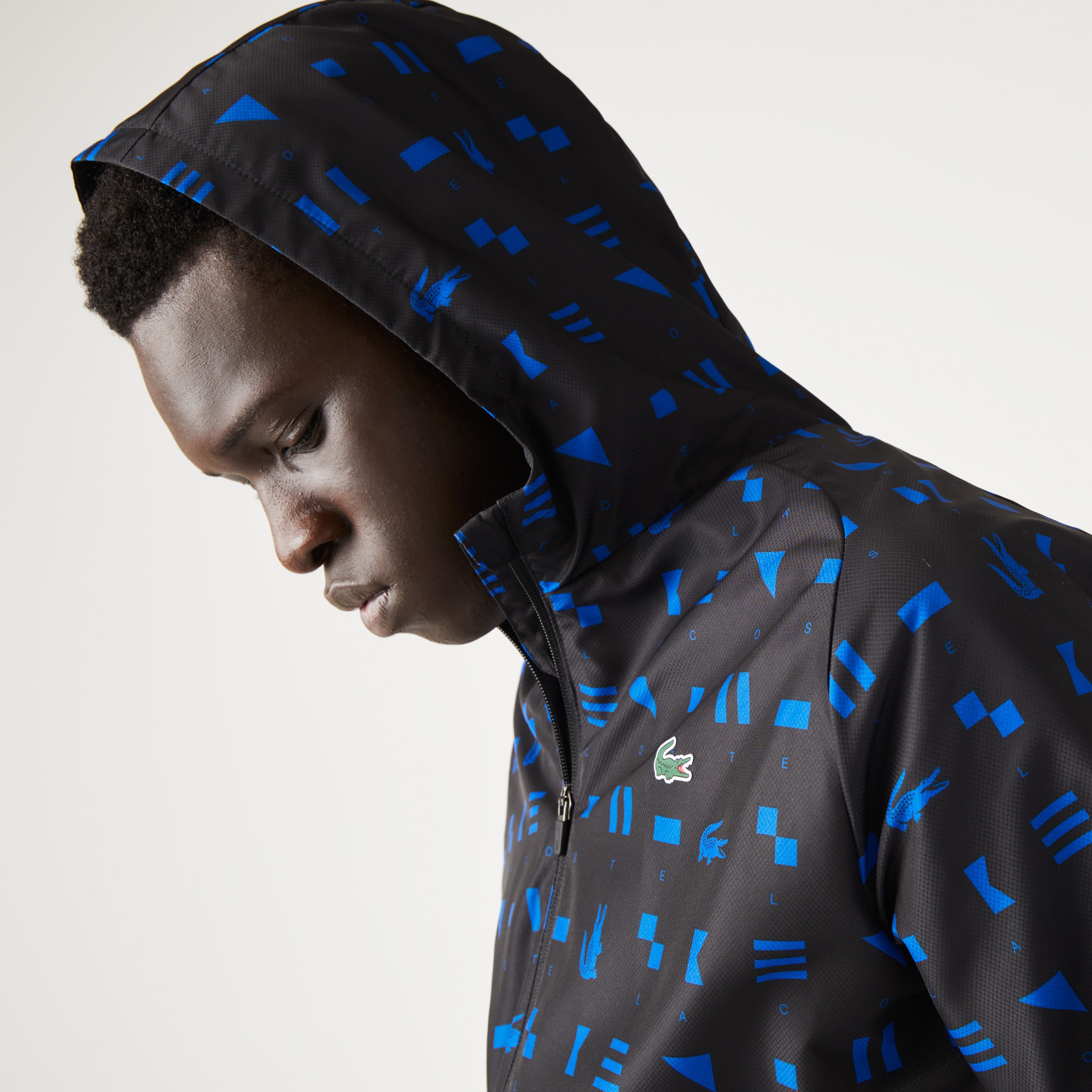 Lacoste SPORT Erkek Regular Fit Uzun Kollu Kapüşonlu Desenli Beyaz Eşofman Takımı