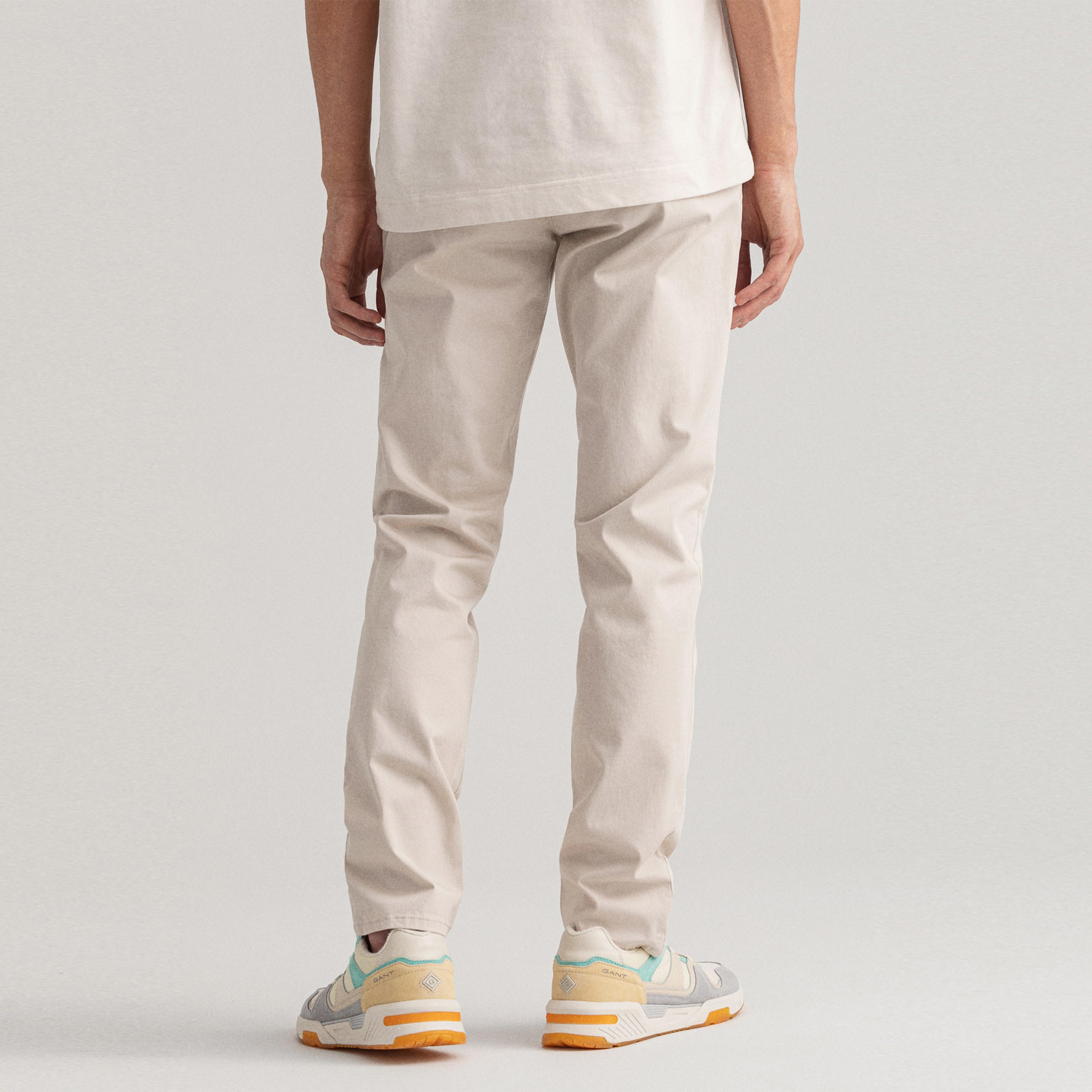 GANT Erkek Bej Slim Fit Hallden Pantolon