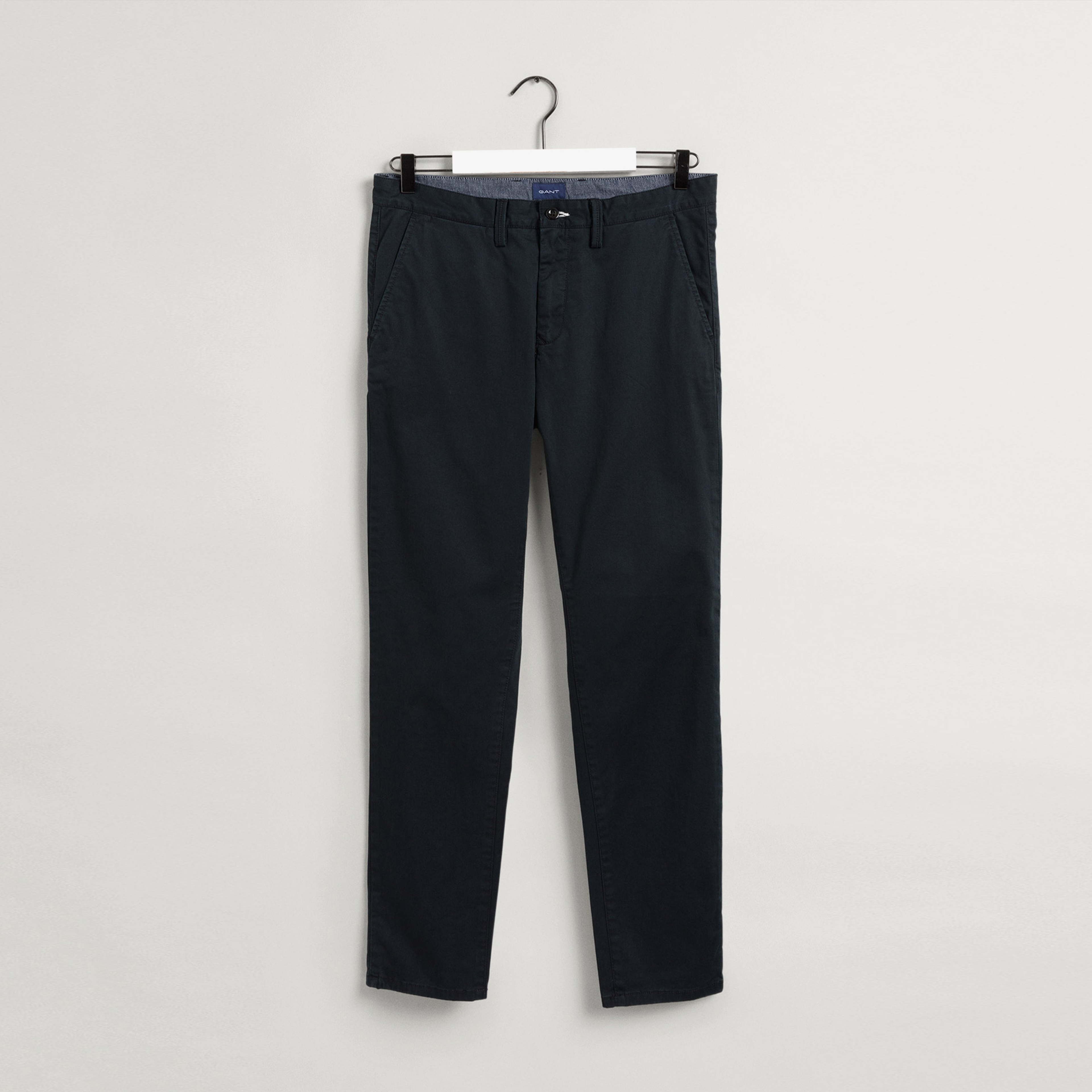 GANT Erkek Siyah Slim Fit Hallden Pantolon