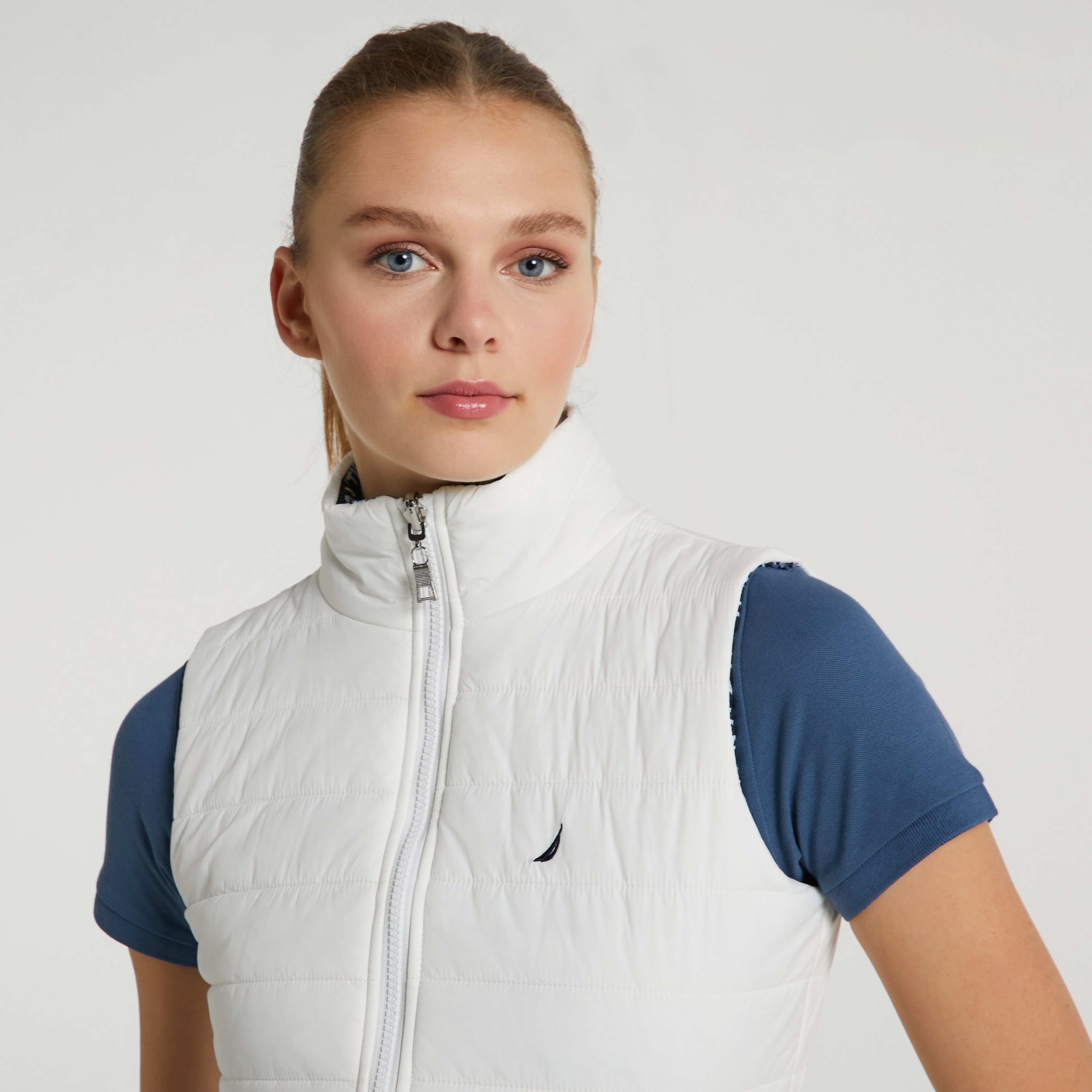 NAUTICA KADIN BEYAZ KOLSUZ ÇİFT TARAFLI YELEK