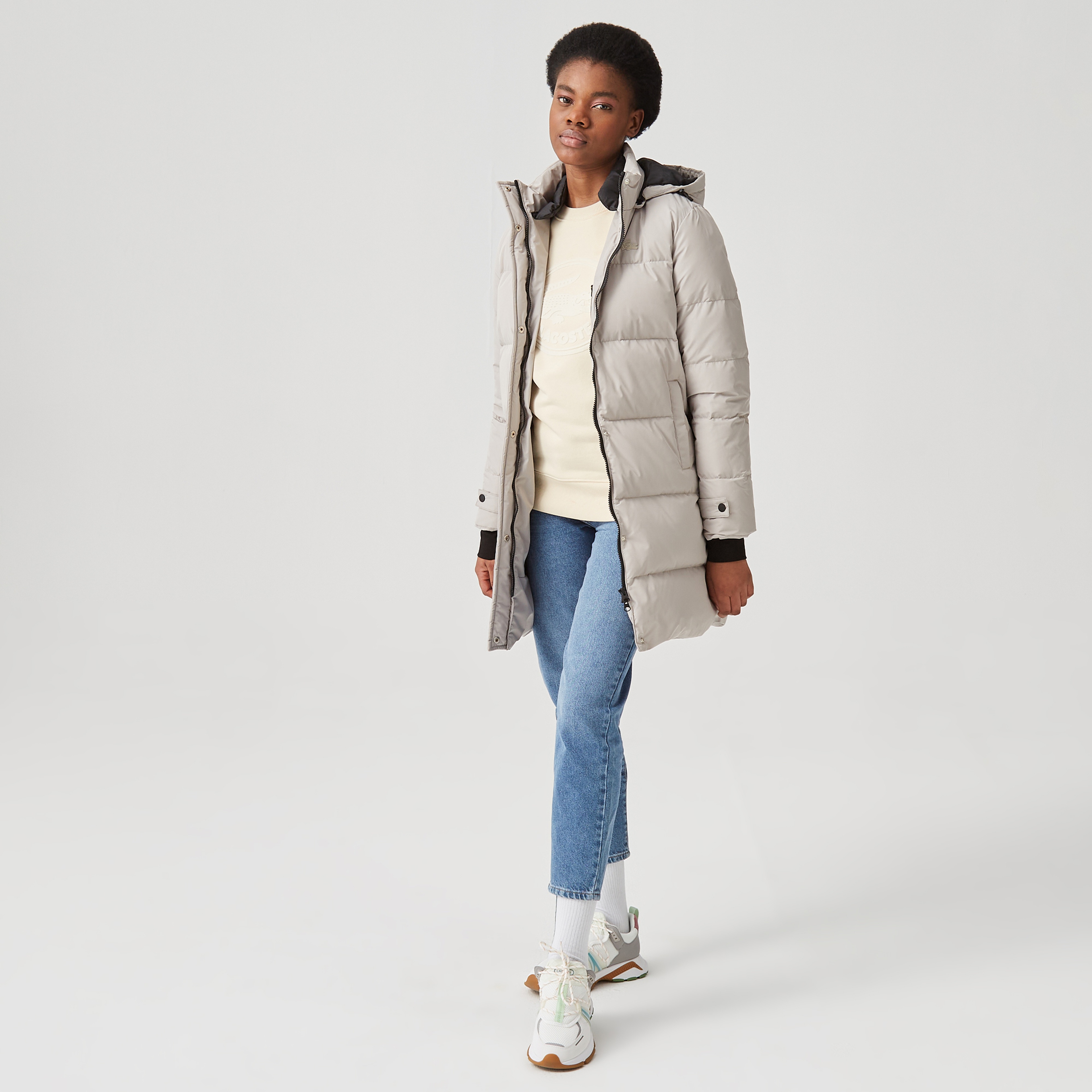 Lacoste Kadın Kapüşonlu Kapitone Açık Gri Mont