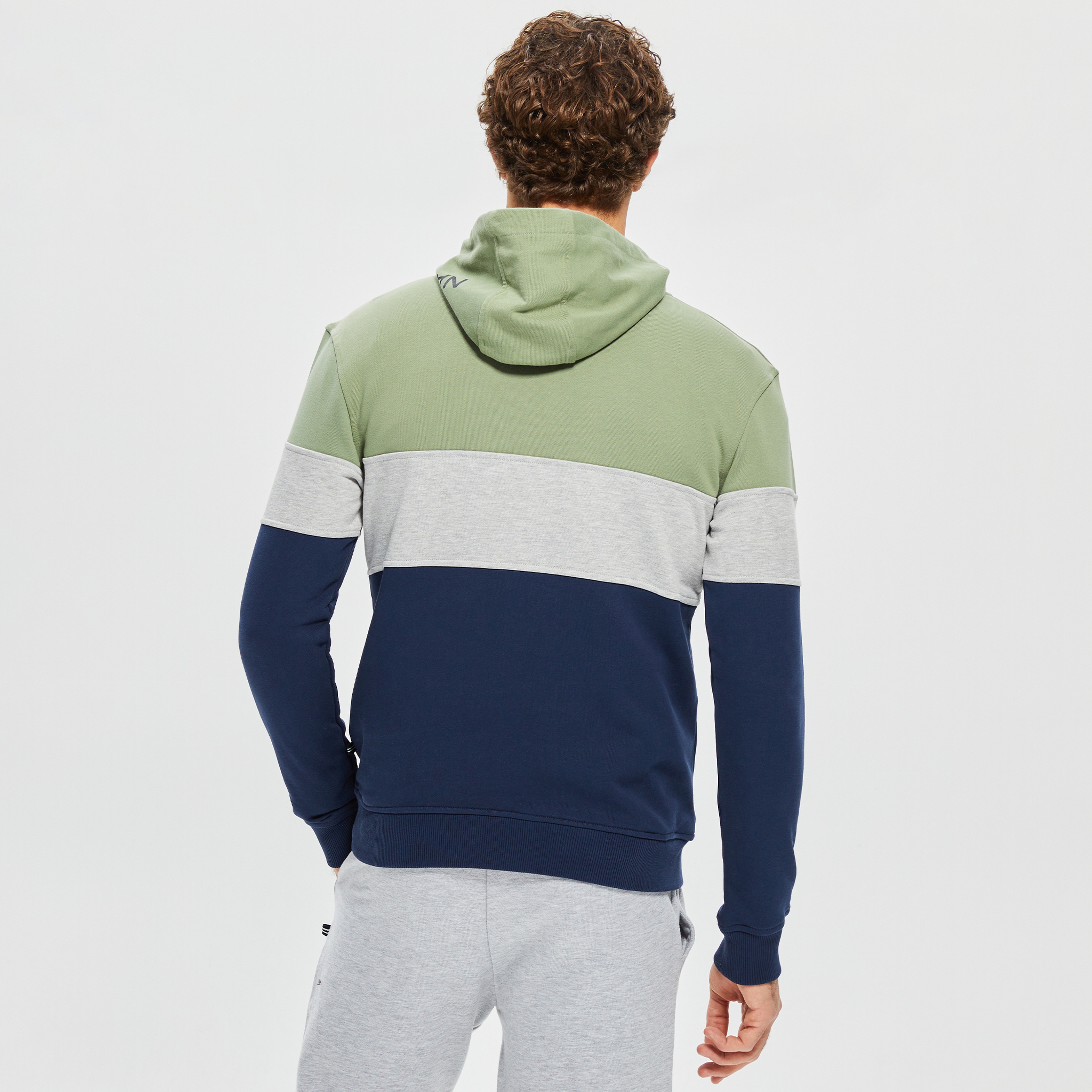NAUTICA ERKEK YEŞİL STANDART FIT SWEATSHIRT