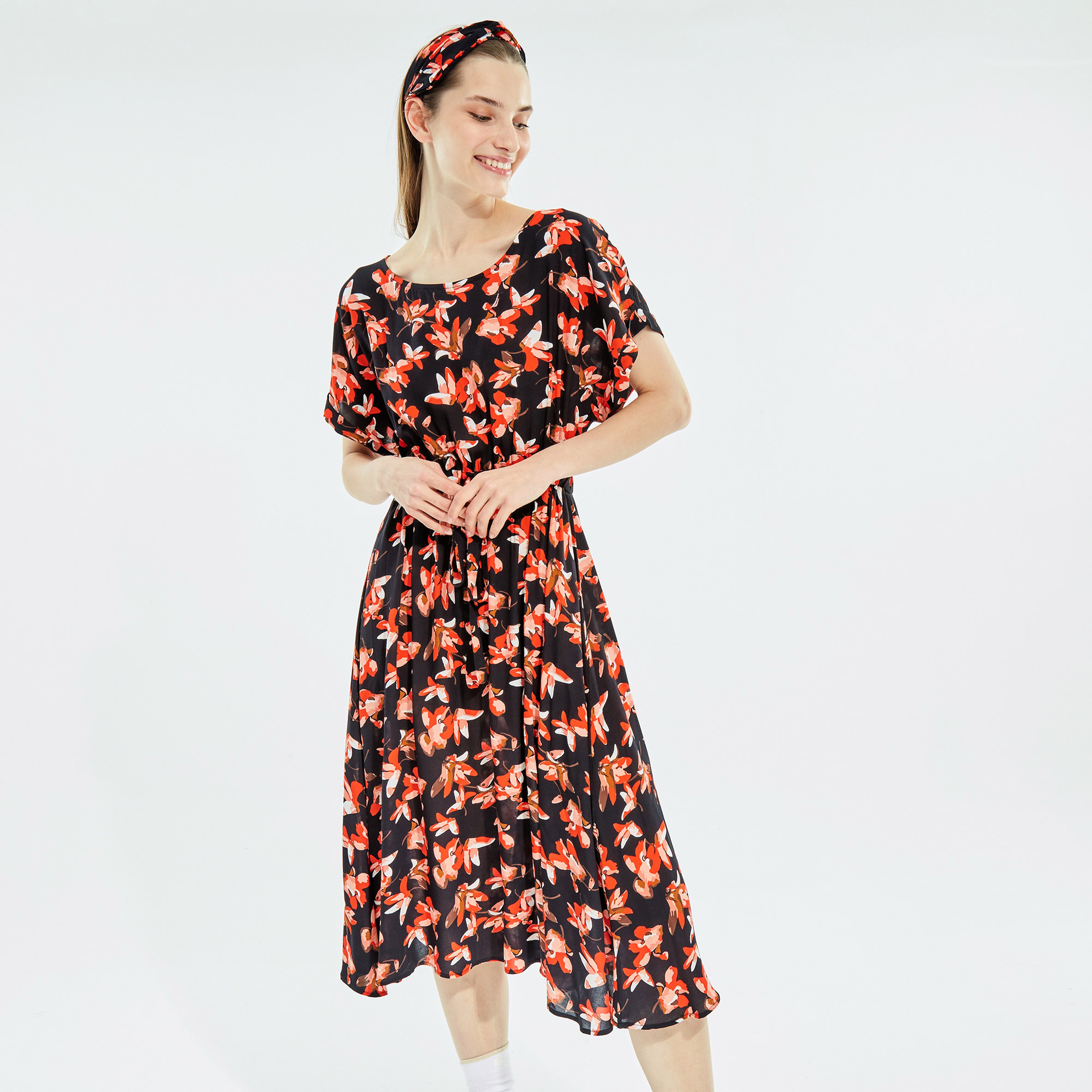 NAUTICA KADIN RENKLİ STANDART FIT KISA KOLLU ELBİSE