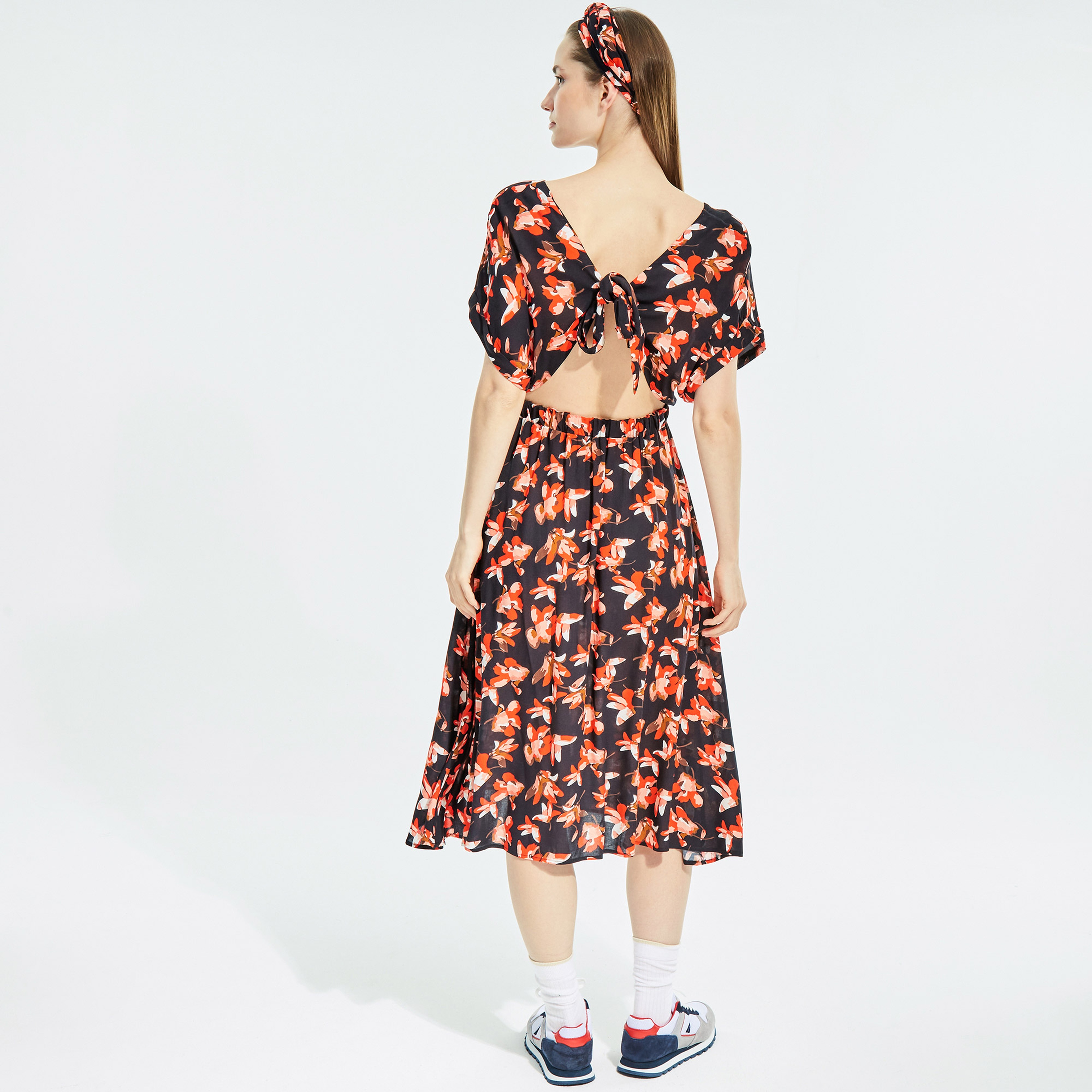 NAUTICA KADIN RENKLİ STANDART FIT KISA KOLLU ELBİSE