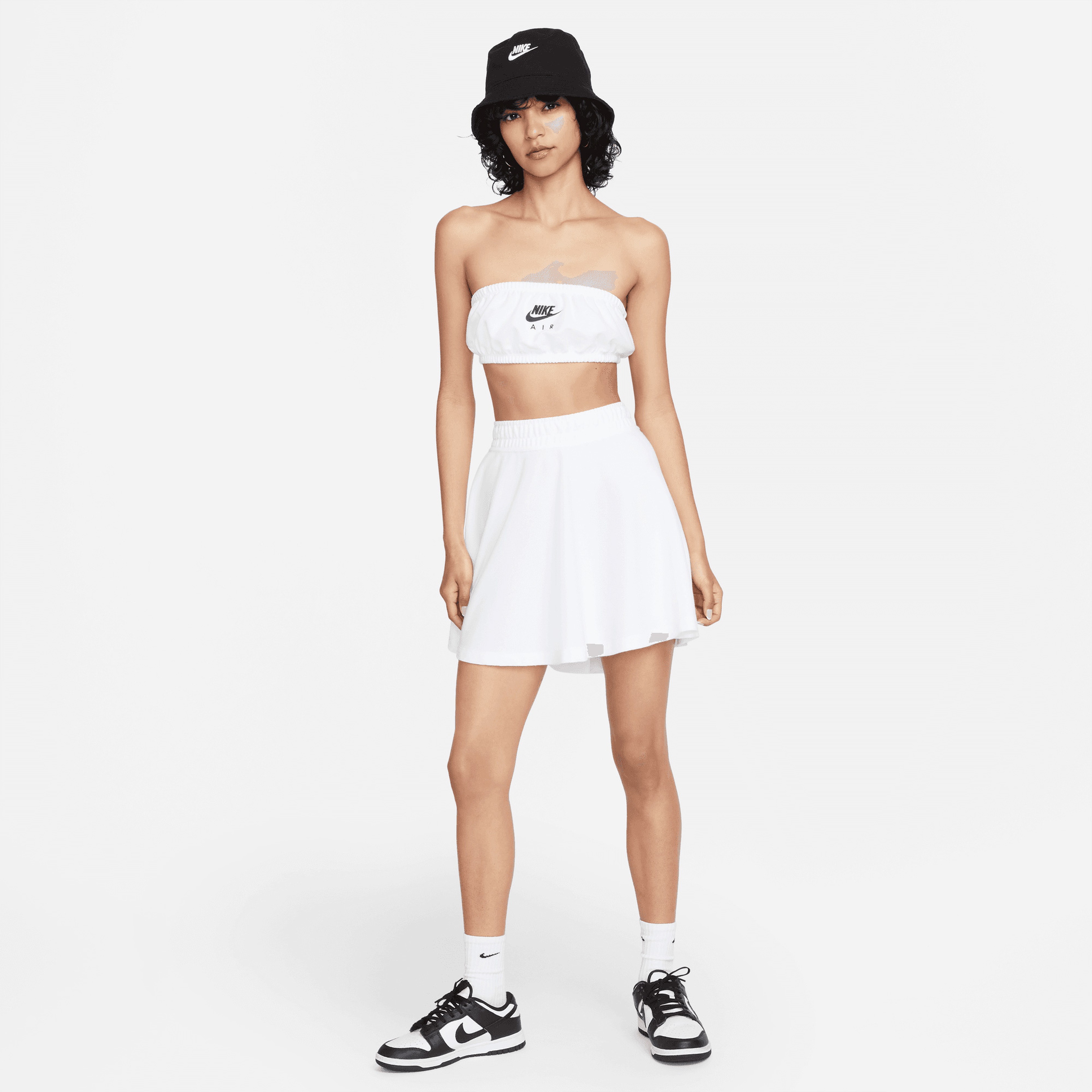 Nike Air Kadın Beyaz Askısız Üst