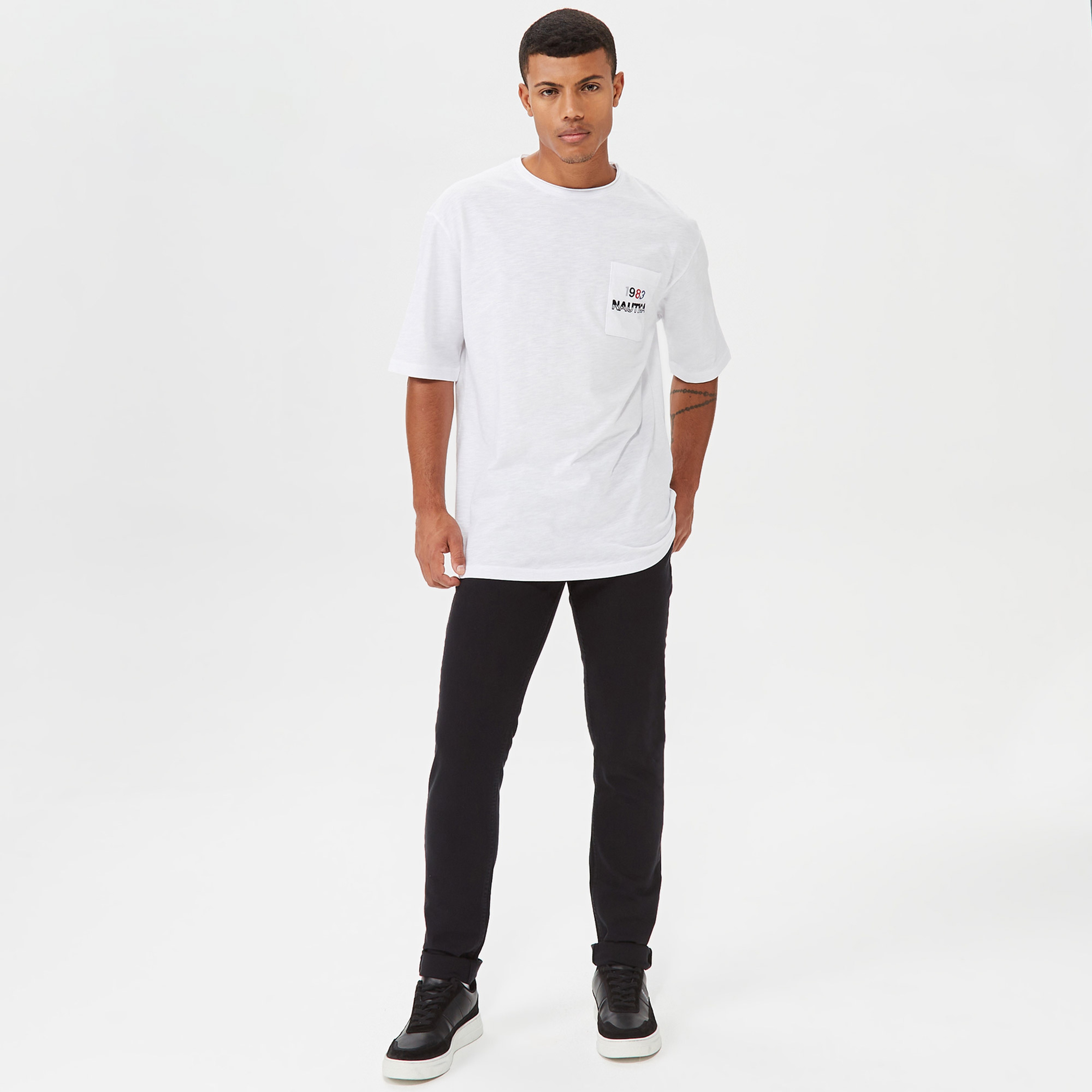 NAUTICA ERKEK BEYAZ OVERSIZE BASKILI KISA KOLLU T-SHIRT