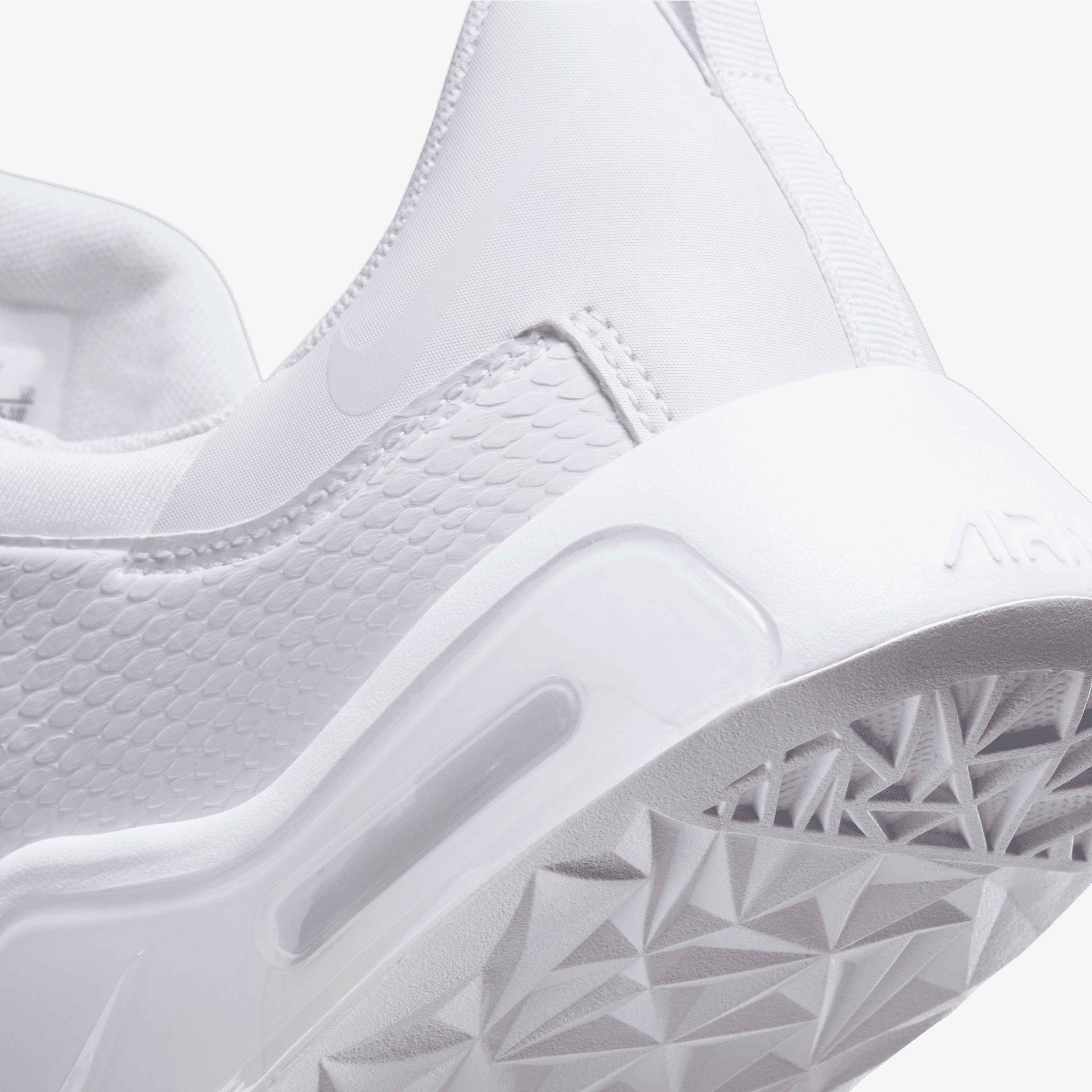 Nike Air Max Bella Tr 5 Kadın Beyaz Spor Ayakkabı