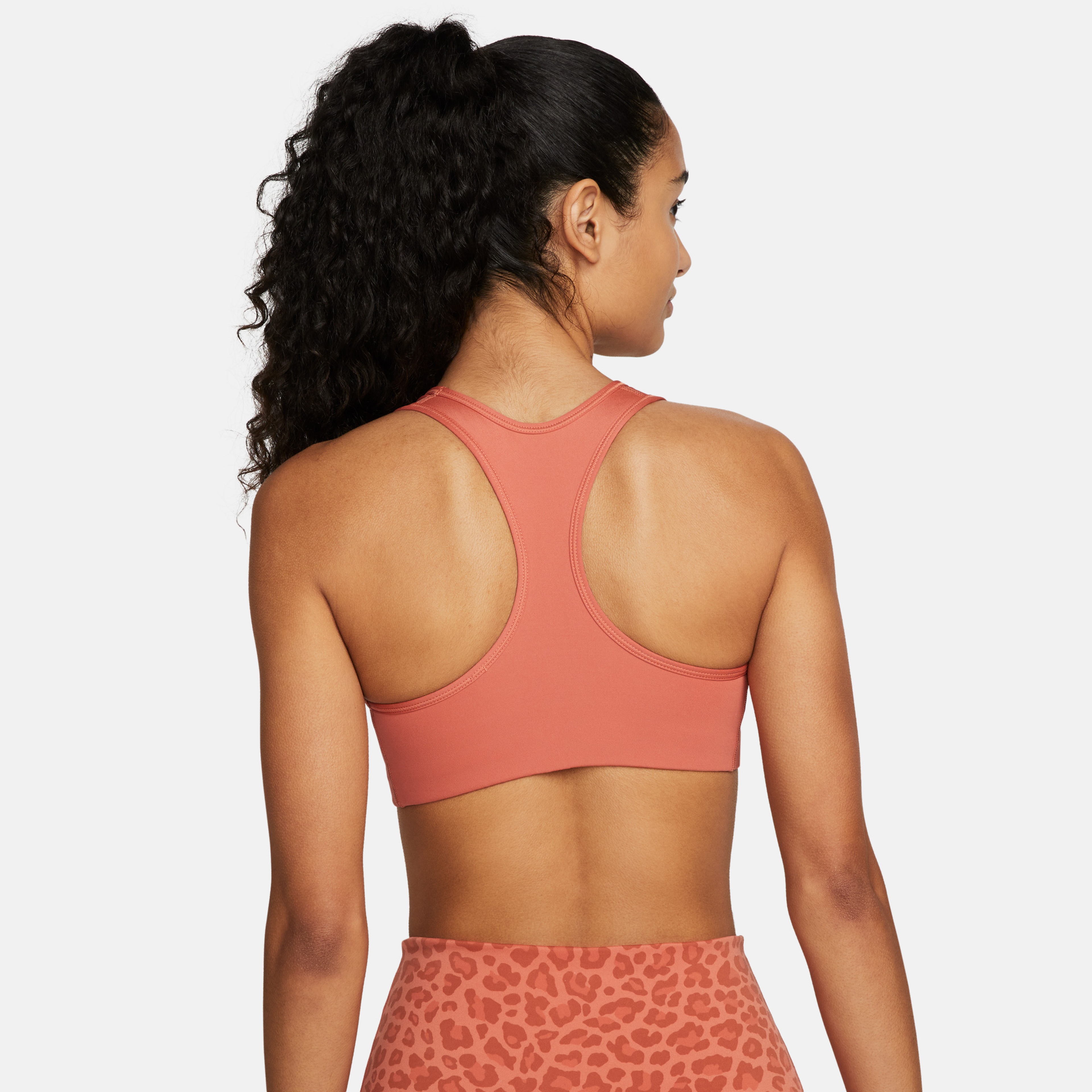 Nike Dri-FIT Swoosh Non-padded Kadın Turuncu Bra