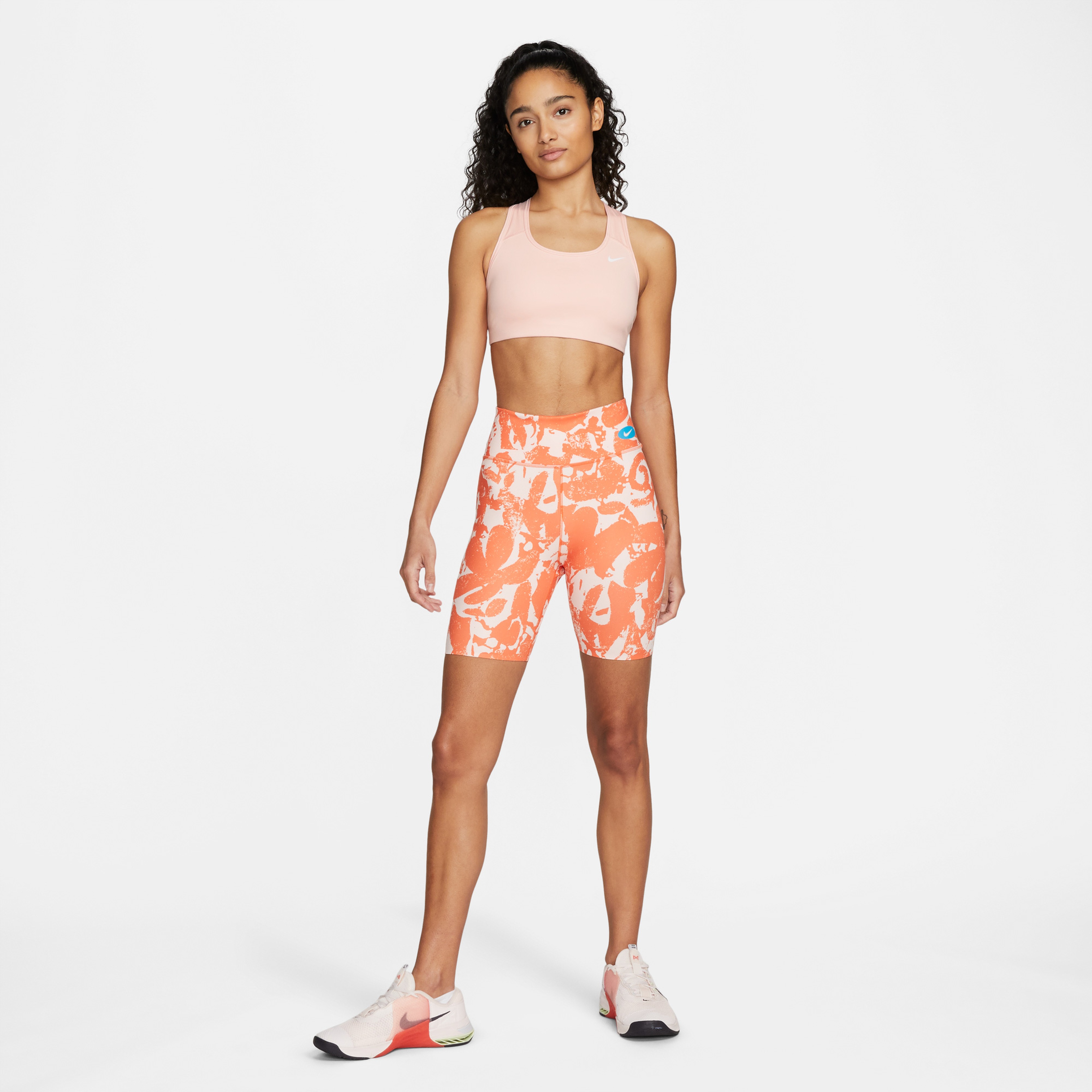 Nike Dri-FIT Swoosh Non-padded Kadın Pembe Bra