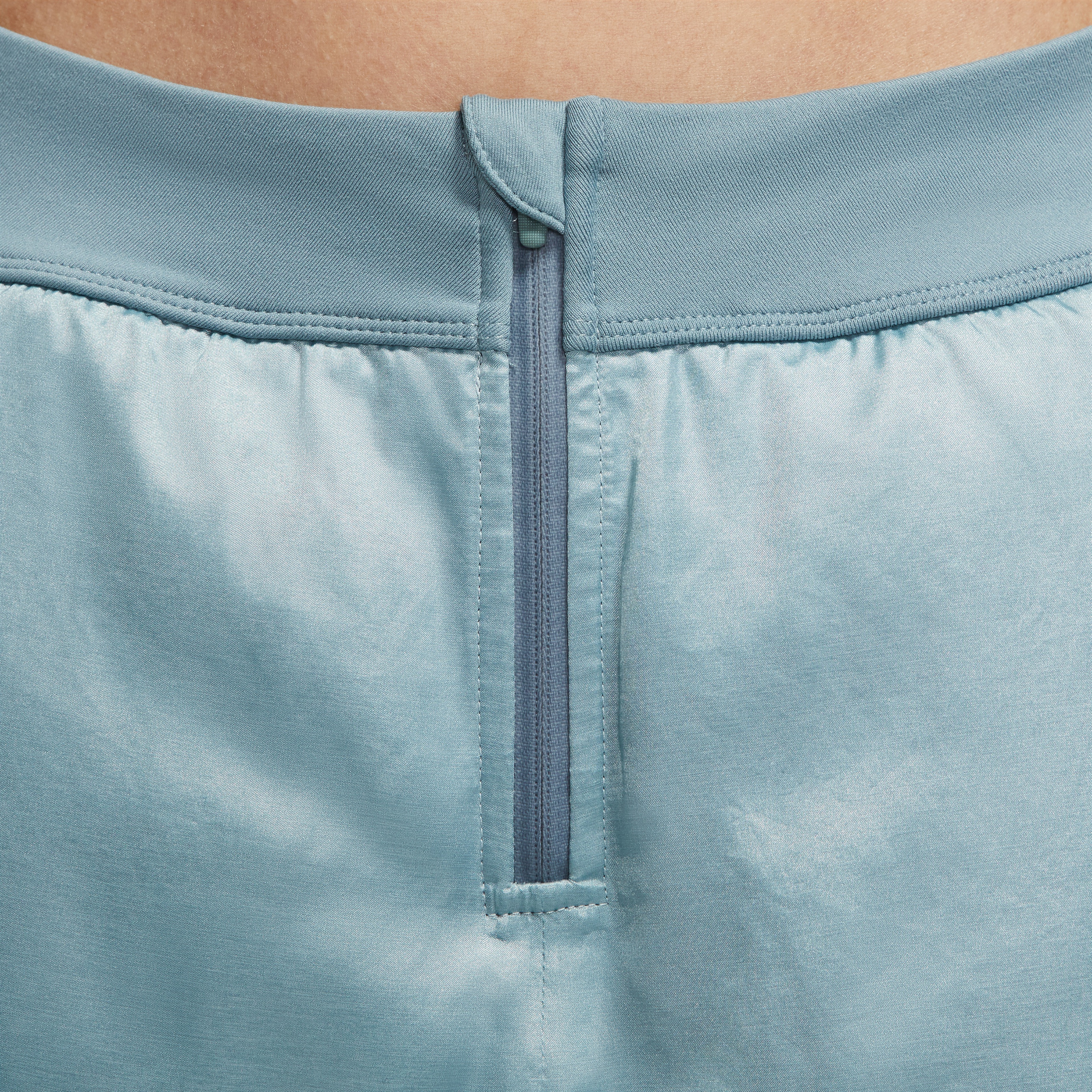 Nike Tfadv Run Division Kadın Gri Şort