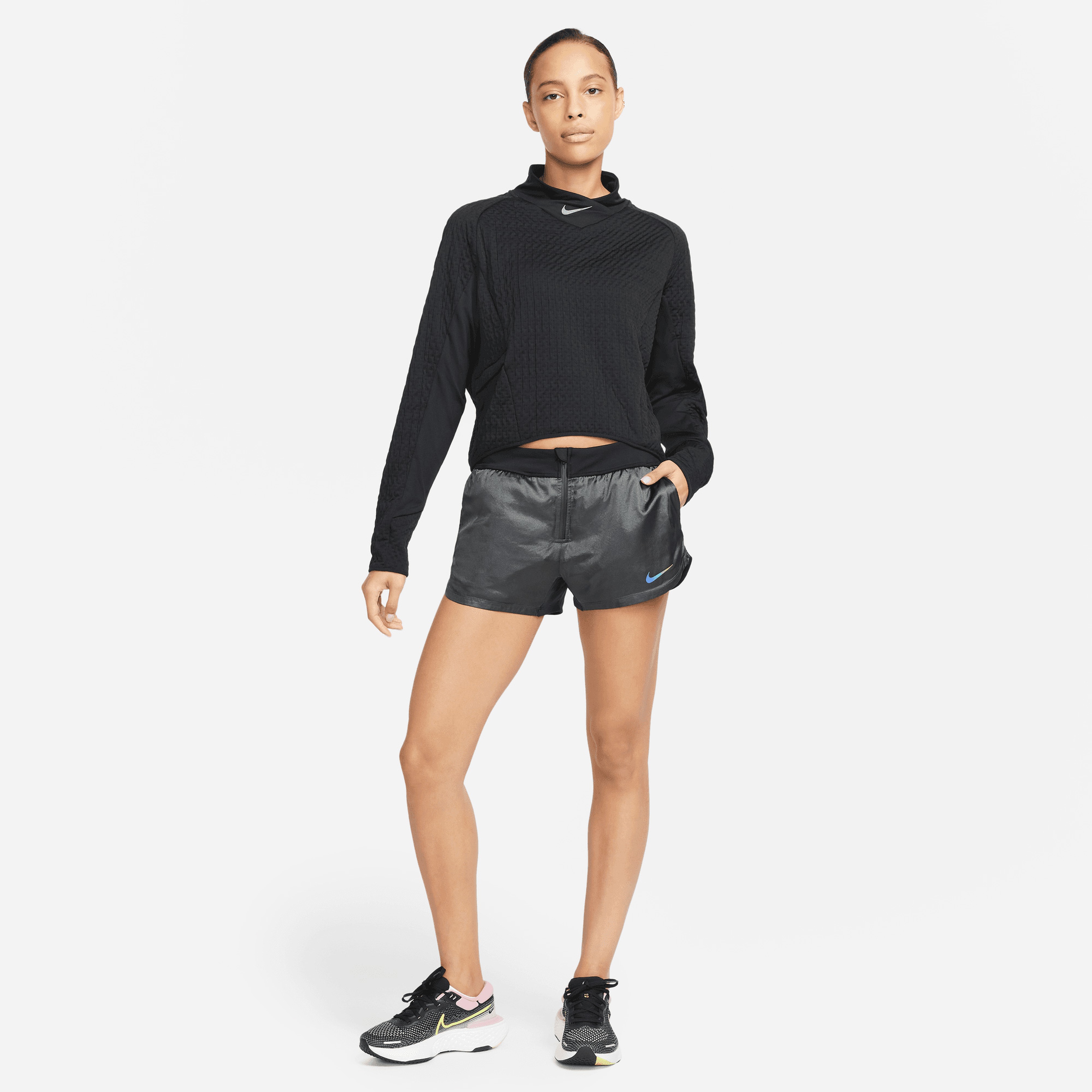 Nike Tfadv Run Division Kadın Siyah Şort