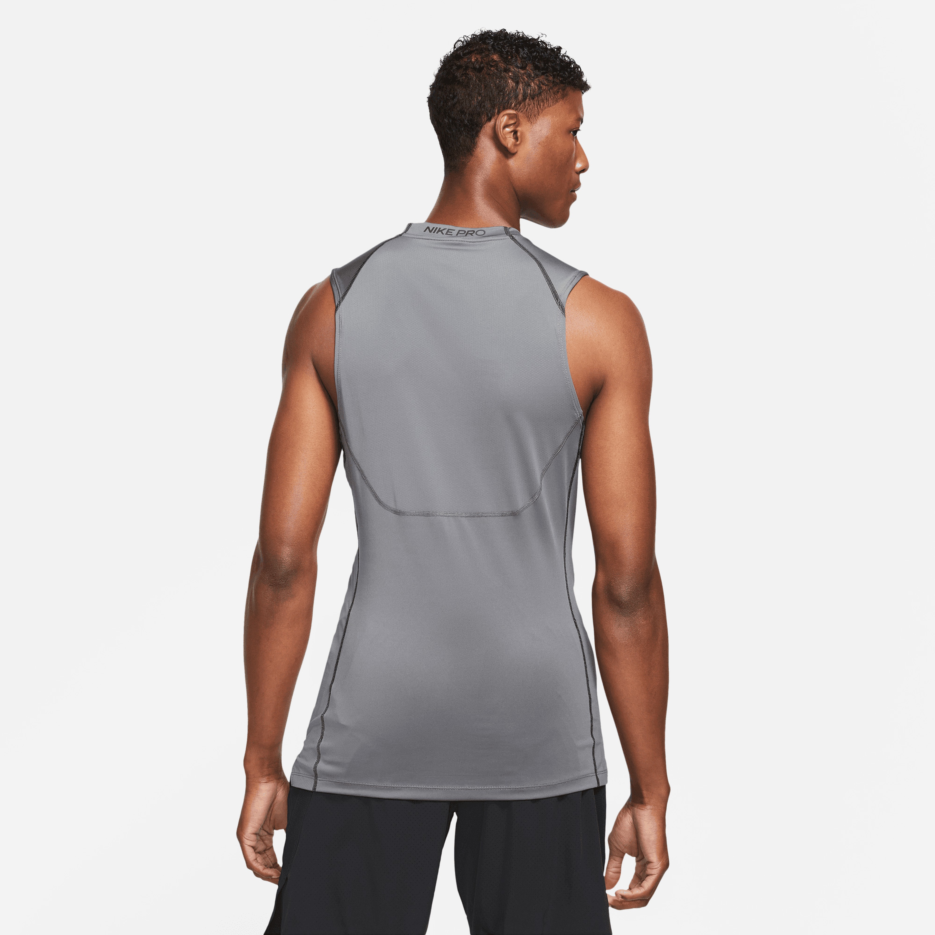 Nike Pro Dri-Fit Erkek Gri T-Shirt