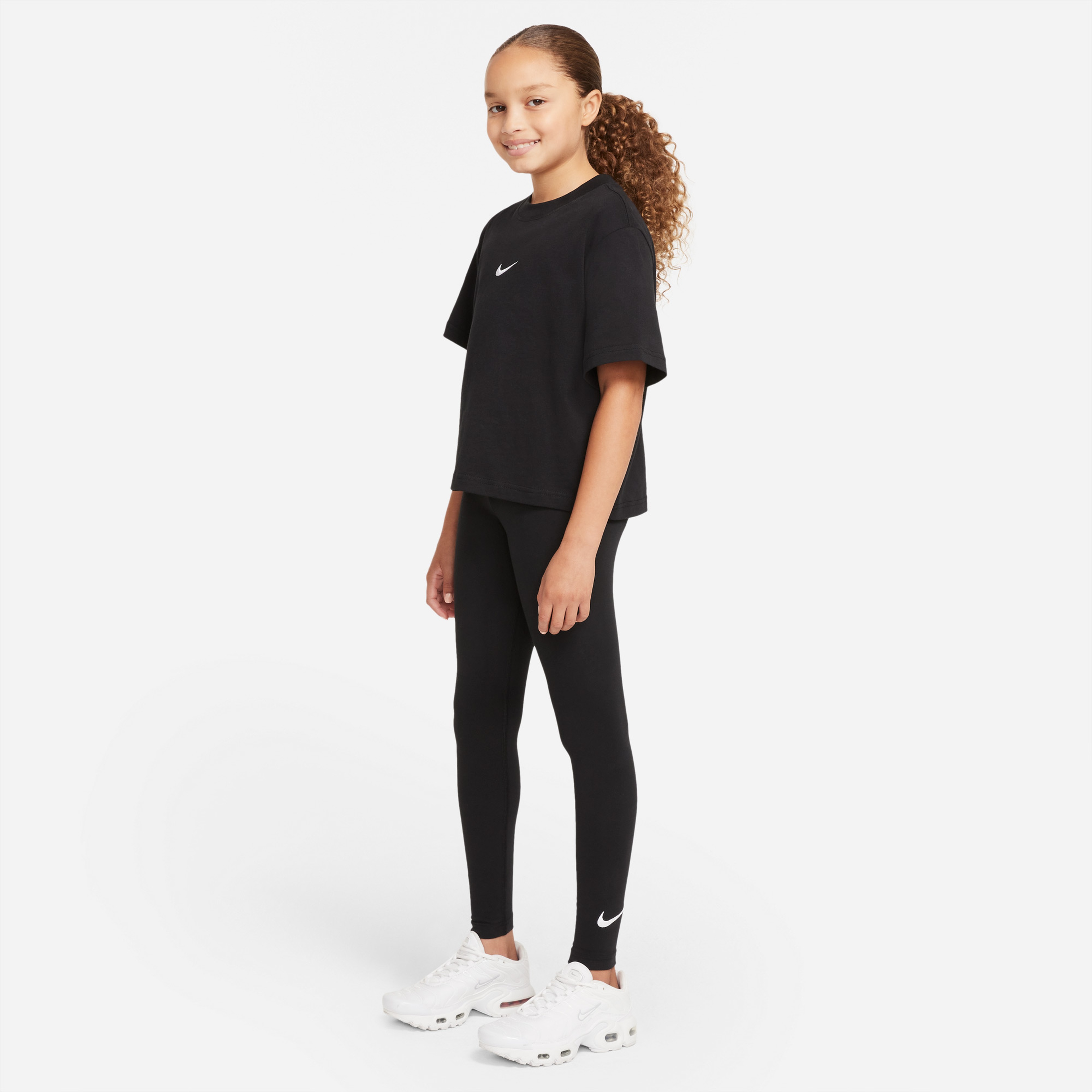Nike Sportswear Favorites Swoosh Çocuk Siyah Tayt