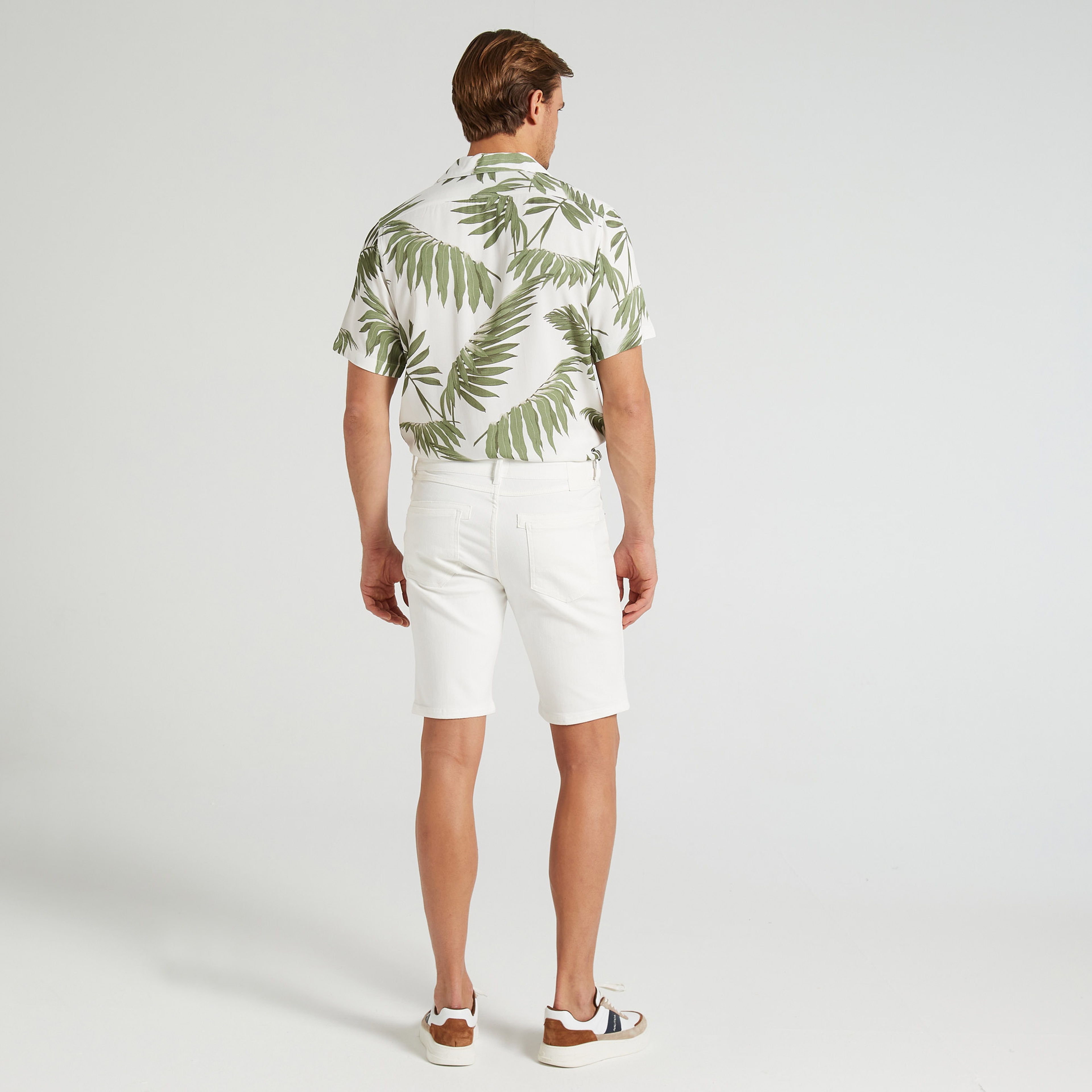 NAUTICA ERKEK BEYAZ SLIM FIT BERMUDA ŞORT