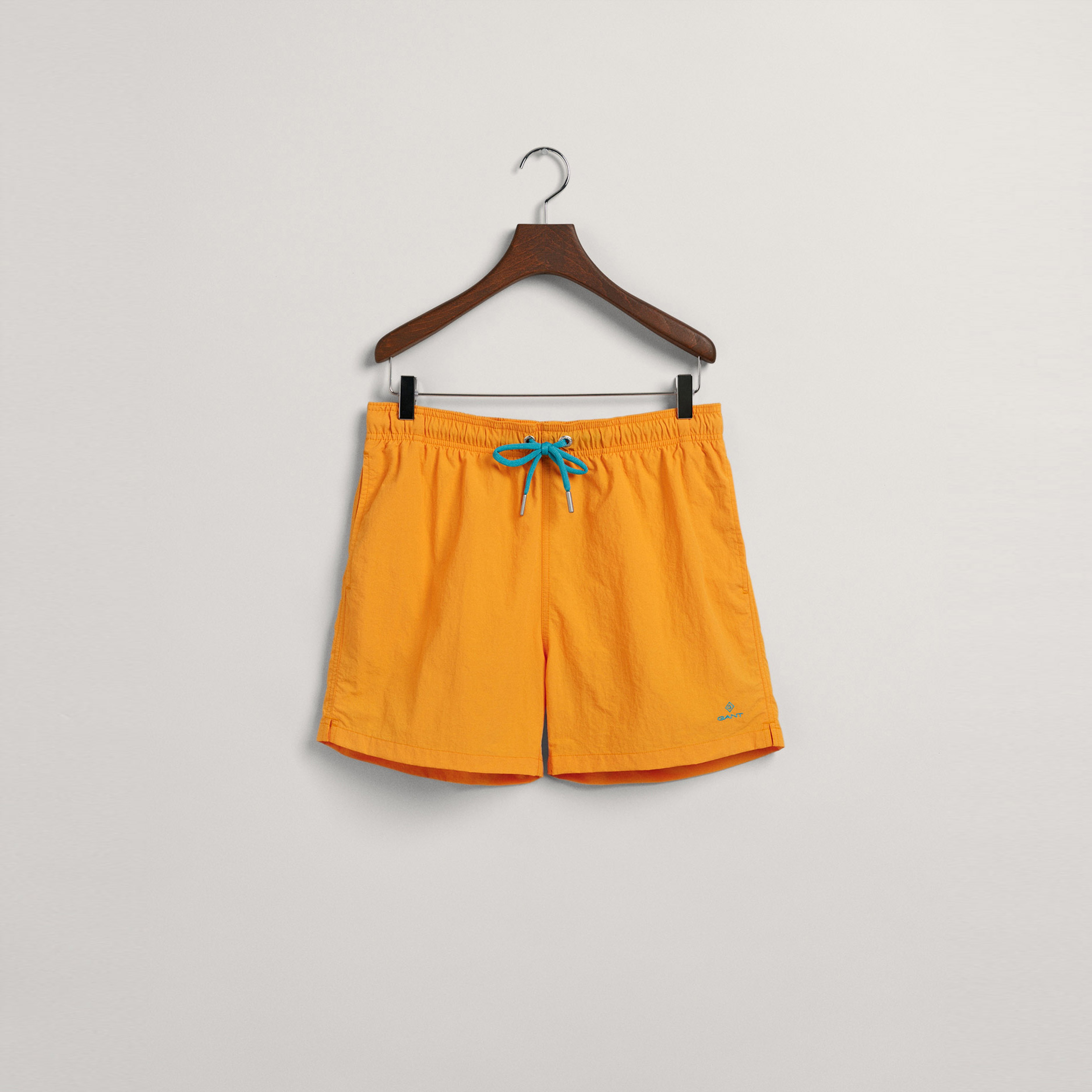 GANT Erkek Turuncu Classic Fit Mayo Şort