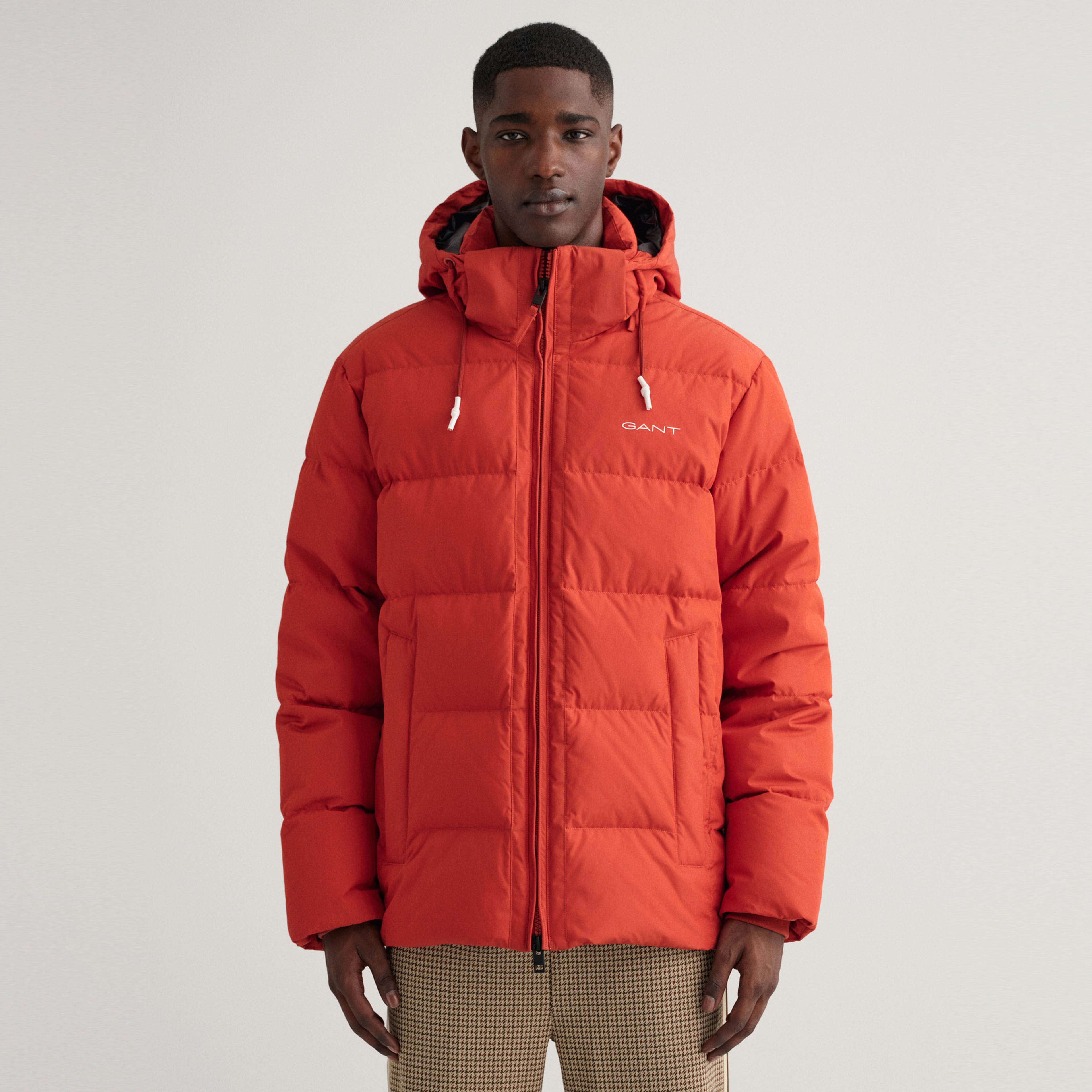 Gant Erkek Kırmızı Regular Fit Kapüşonlu Logolu Mont