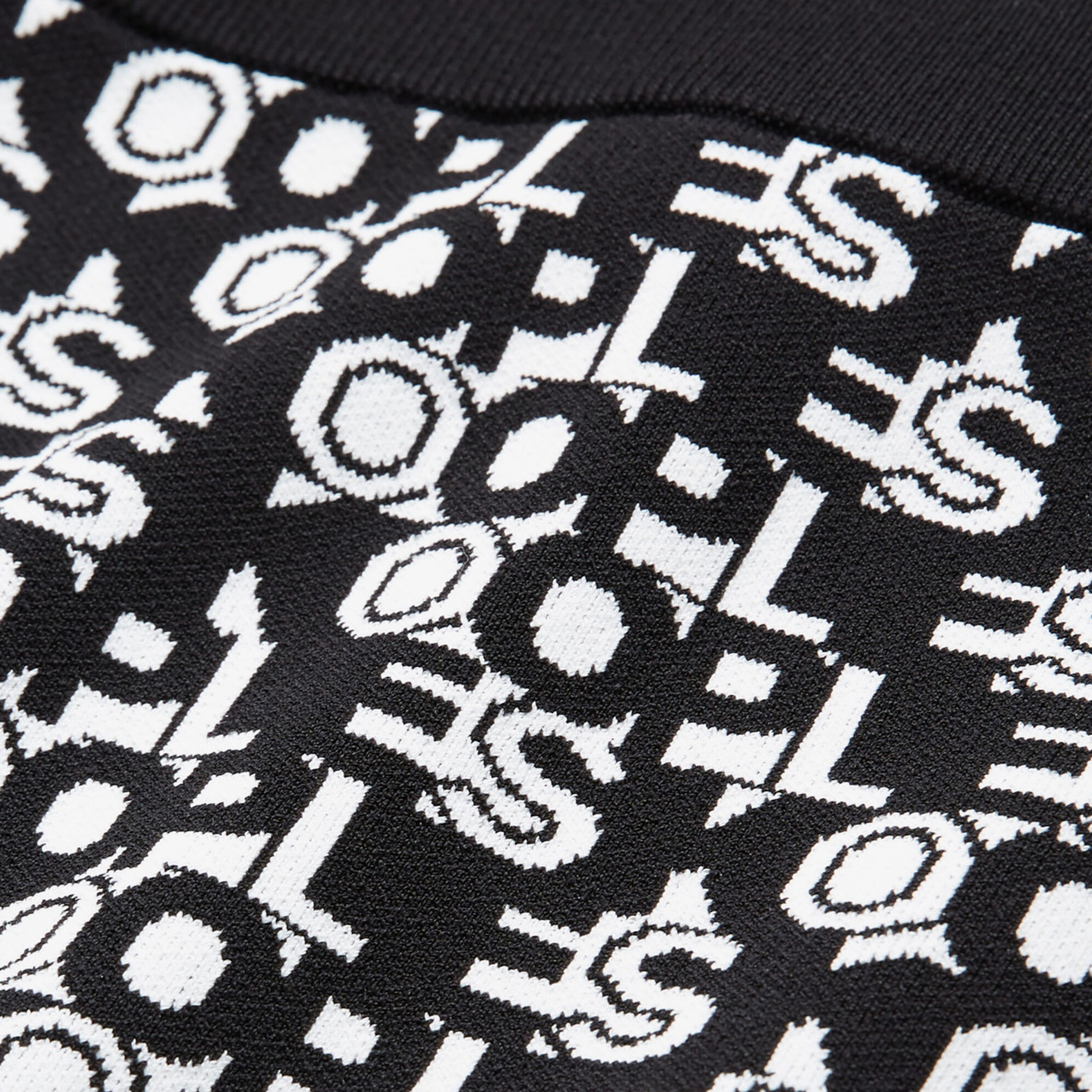 KADIN LOGO DETAYLI KISA ETEK