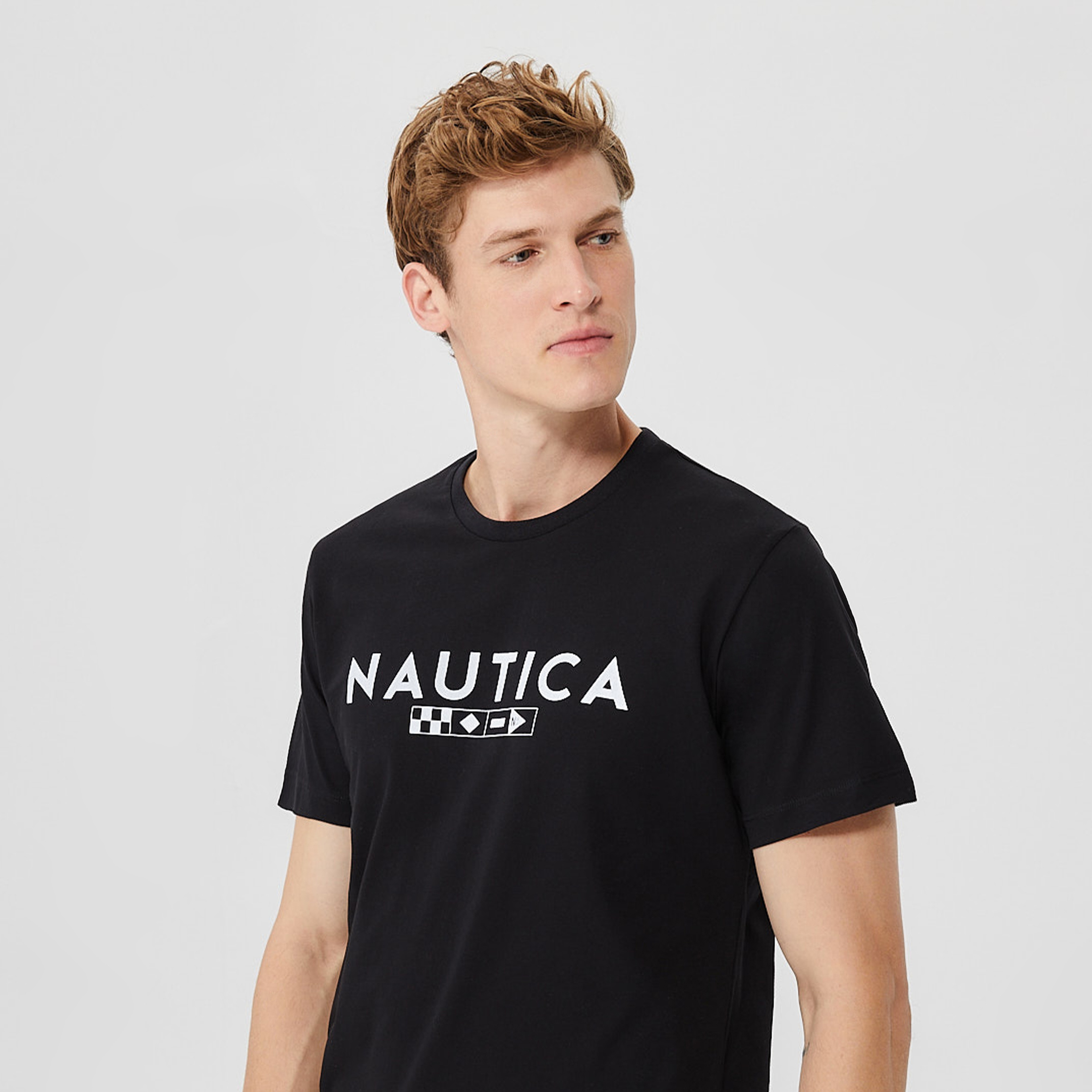 Nautica Erkek Siyah Standart Fit T-Shirt