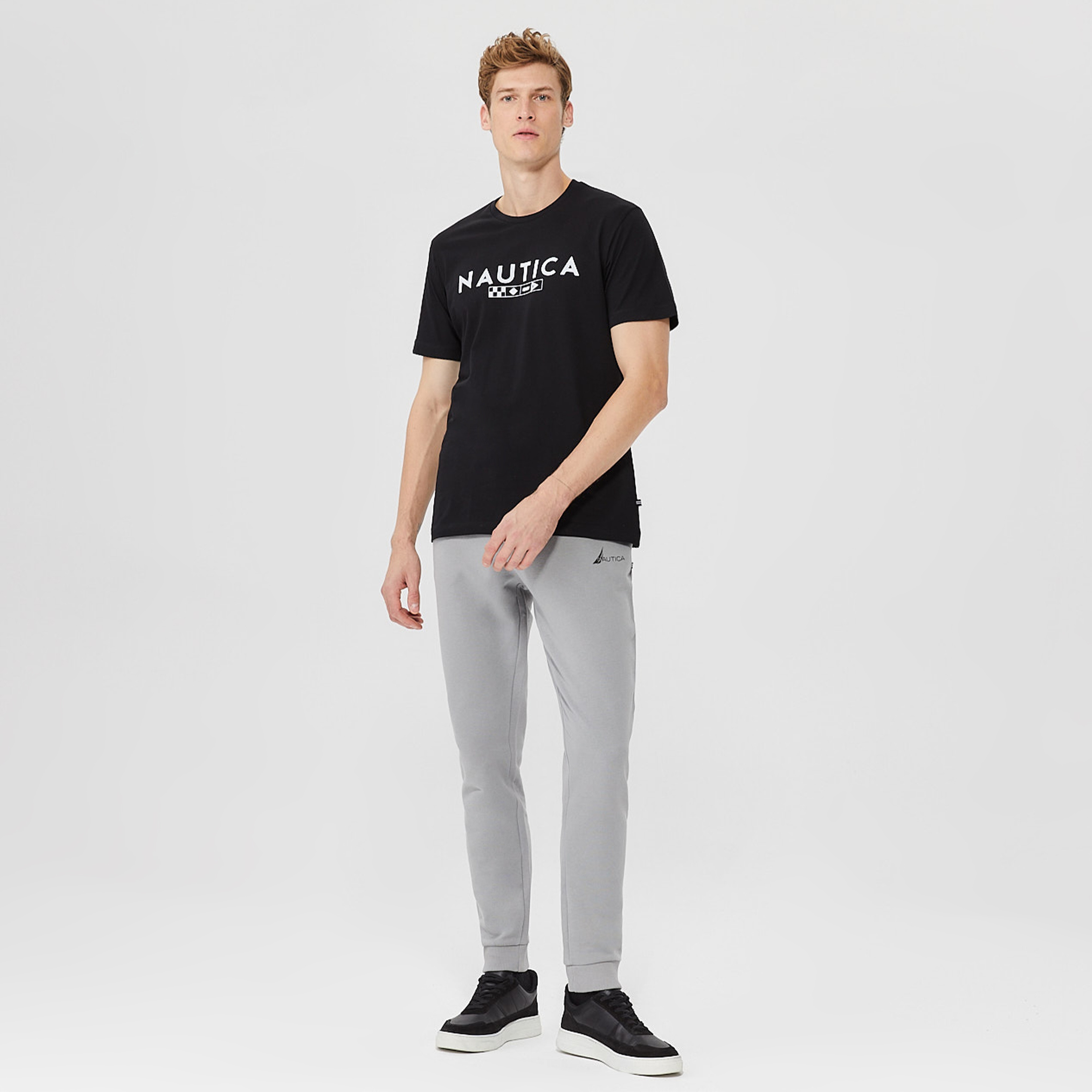 Nautica Erkek Siyah Standart Fit T-Shirt