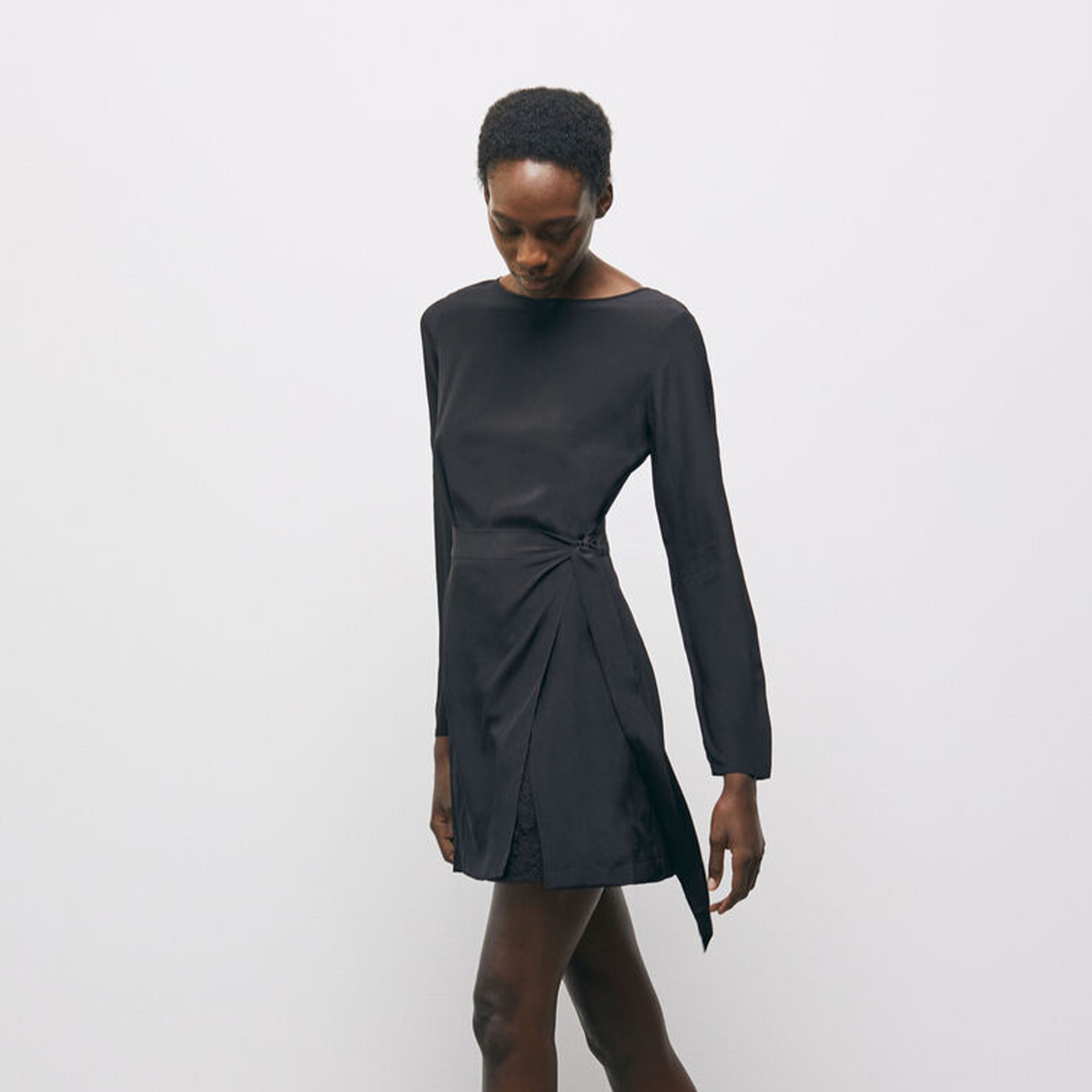 KADIN SİYAH ELBİSE