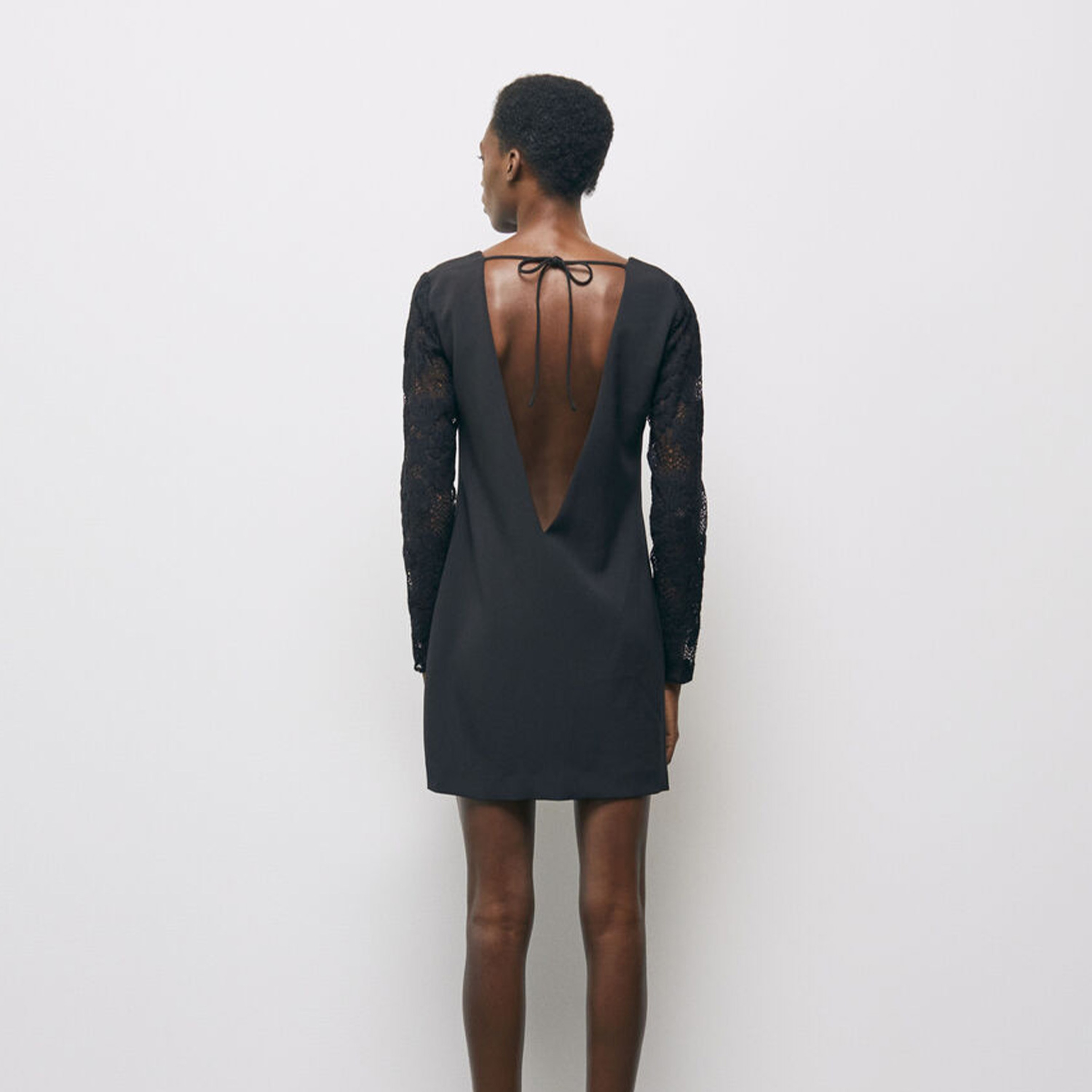 KADIN SİYAH ELBİSE