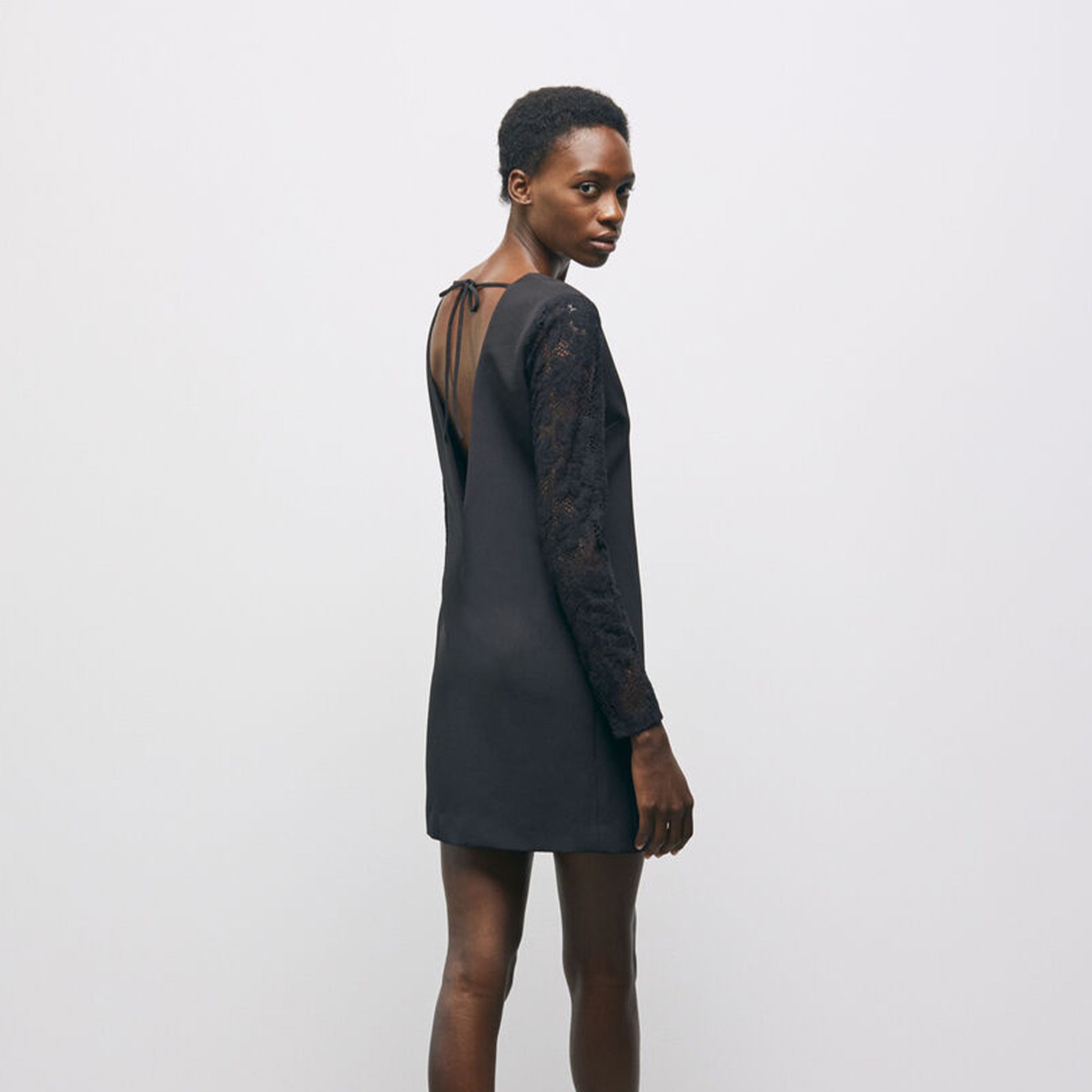 KADIN SİYAH ELBİSE