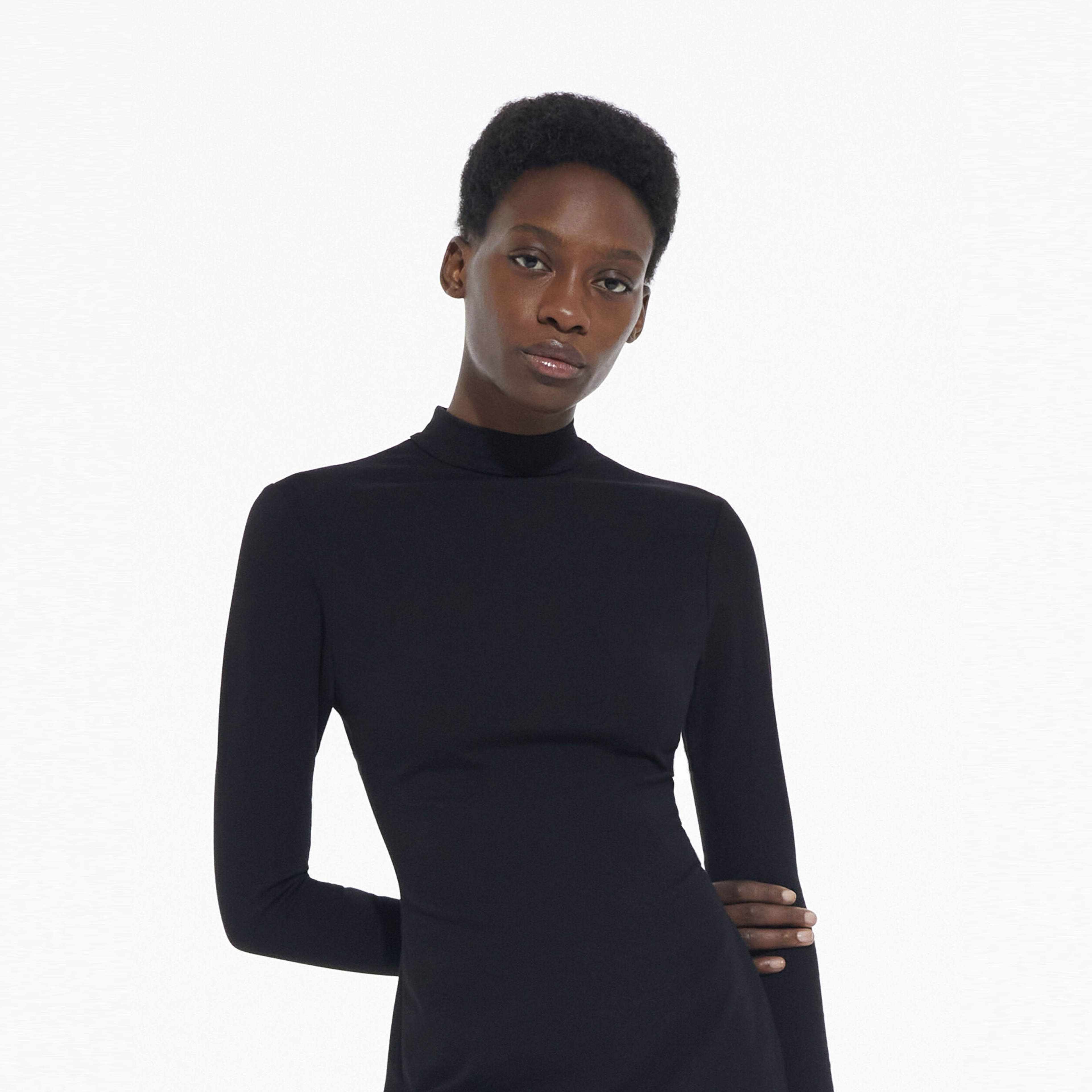 KADIN SİYAH ELBİSE