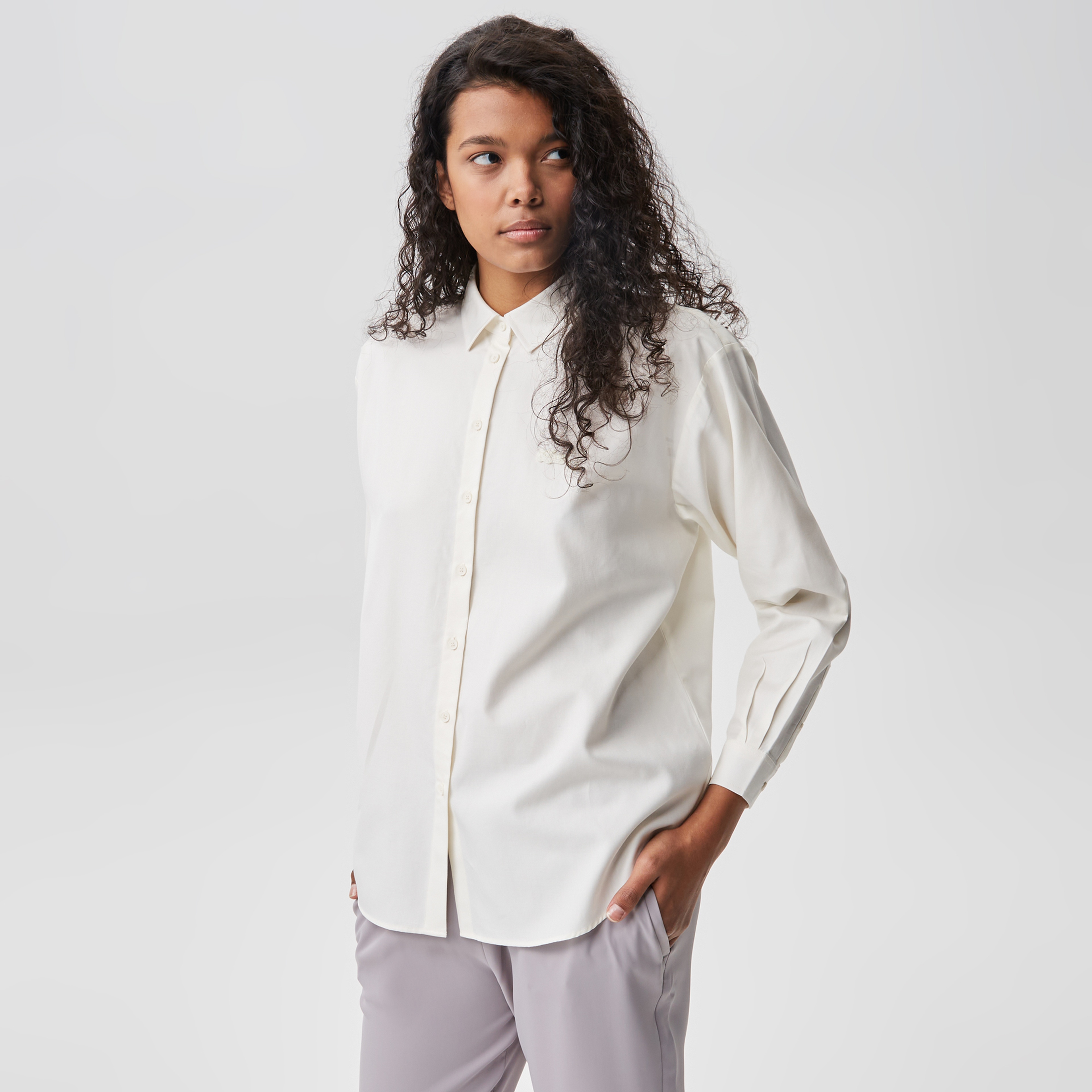 Kadın Relaxed Fit Ekru Gömlek