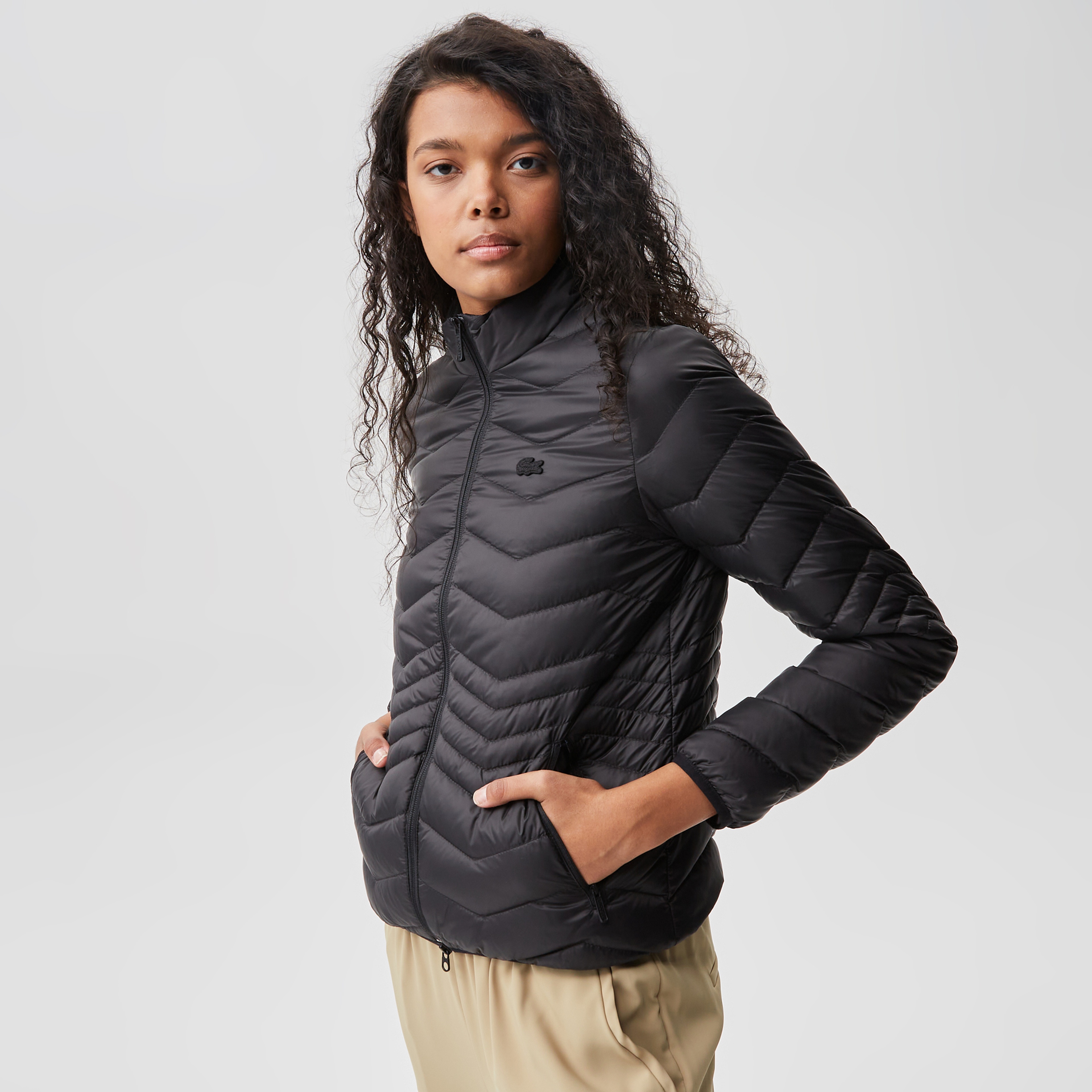 Kadın Dik Yaka Kapitone Siyah Mont