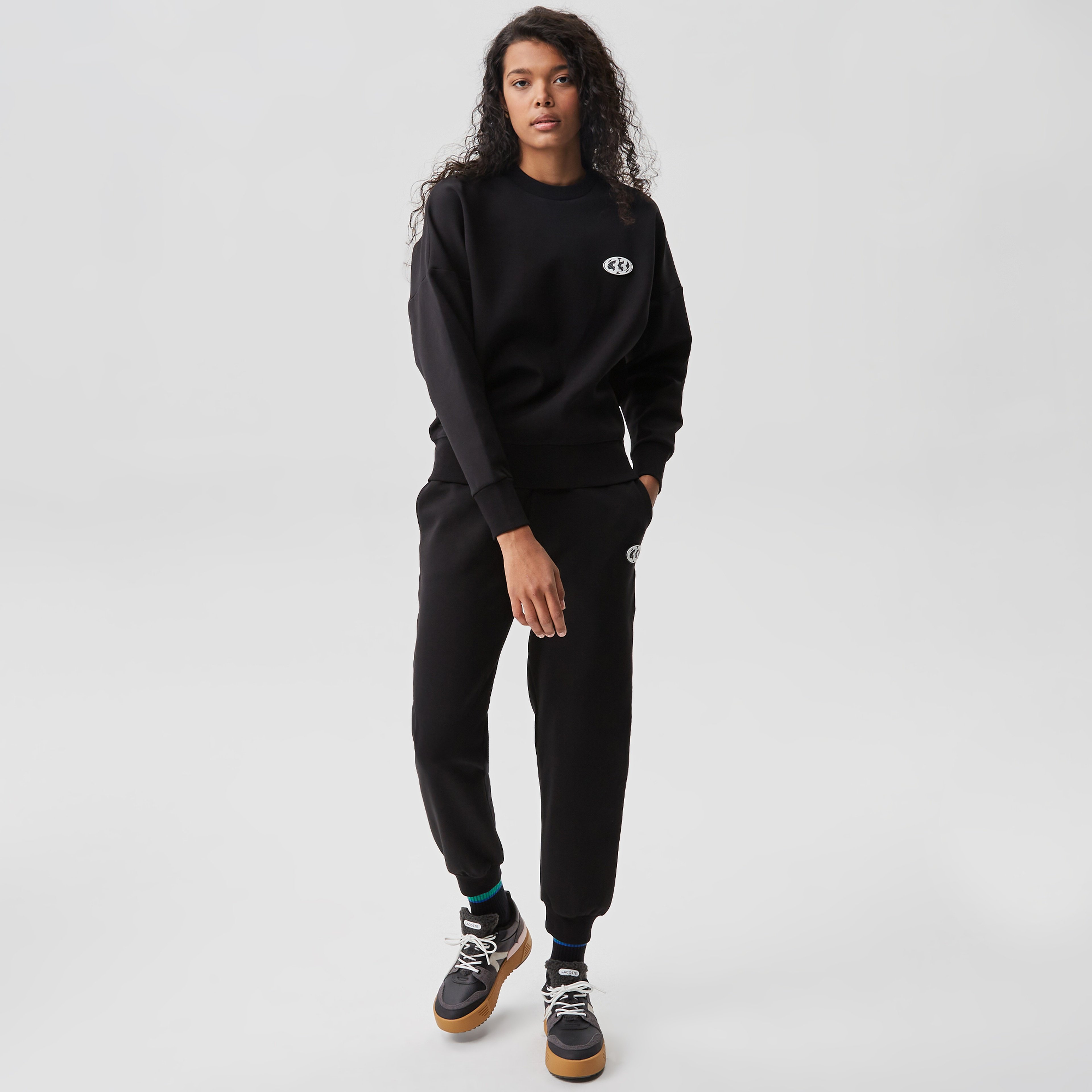 Kadın Regular Fit Bisiklet Yaka Baskılı Siyah Sweatshirt
