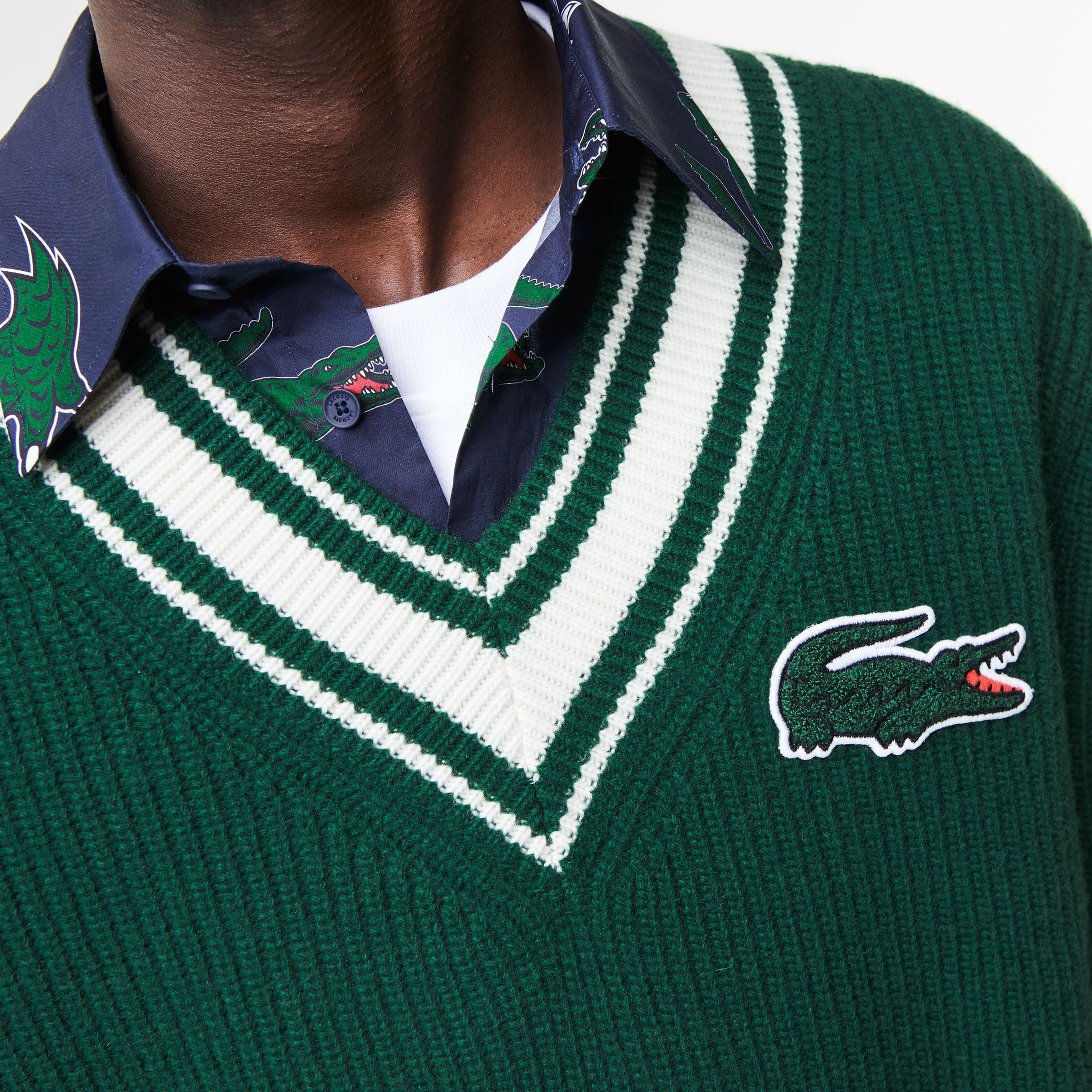 Lacoste Erkek V Yaka Baskılı Yün Lacivert Kazak
