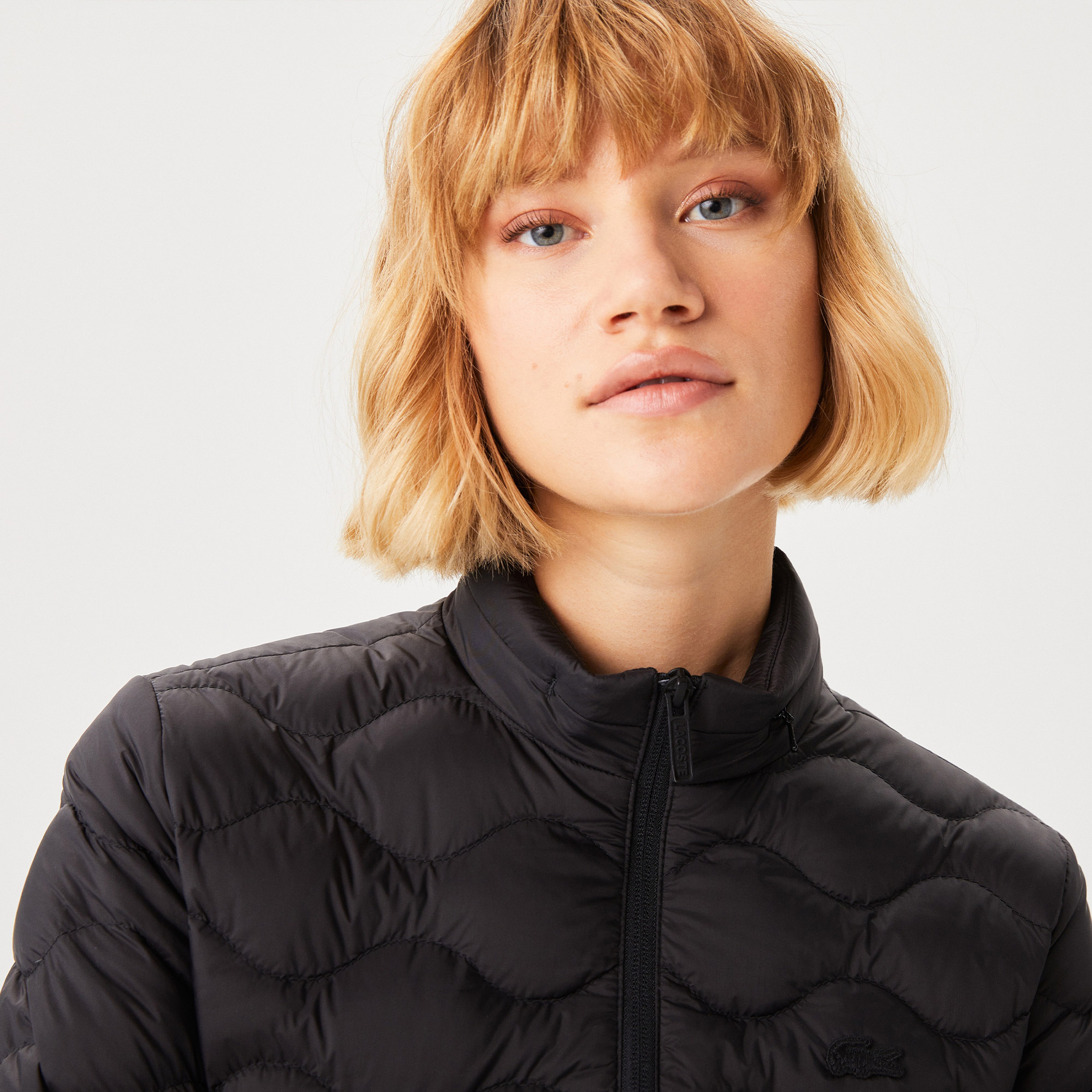 Lacoste Kadın Dik Yaka Kapitone Siyah Mont