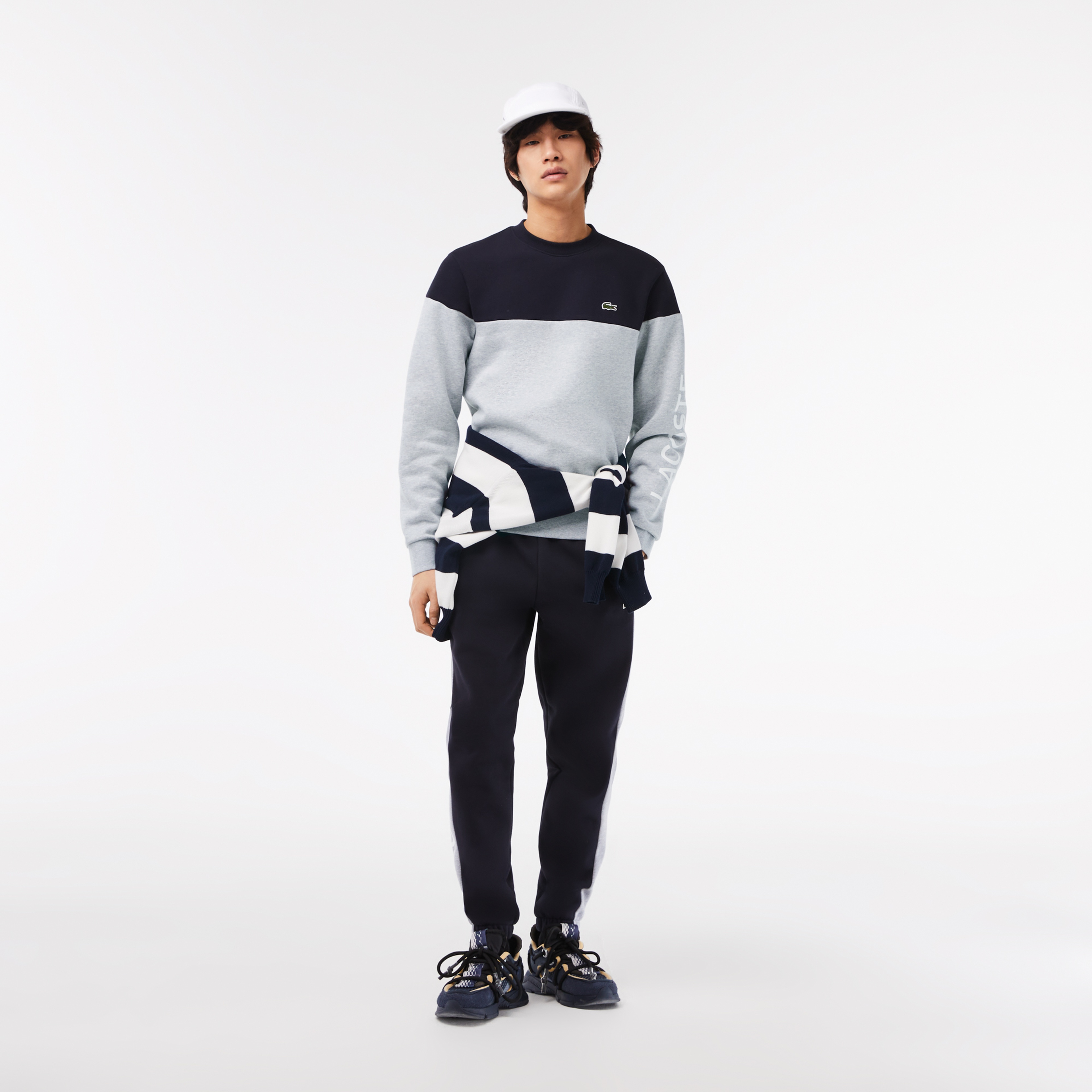 Erkek Regular Fit Bisiklet Yaka Renk Bloklu Siyah Sweatshirt