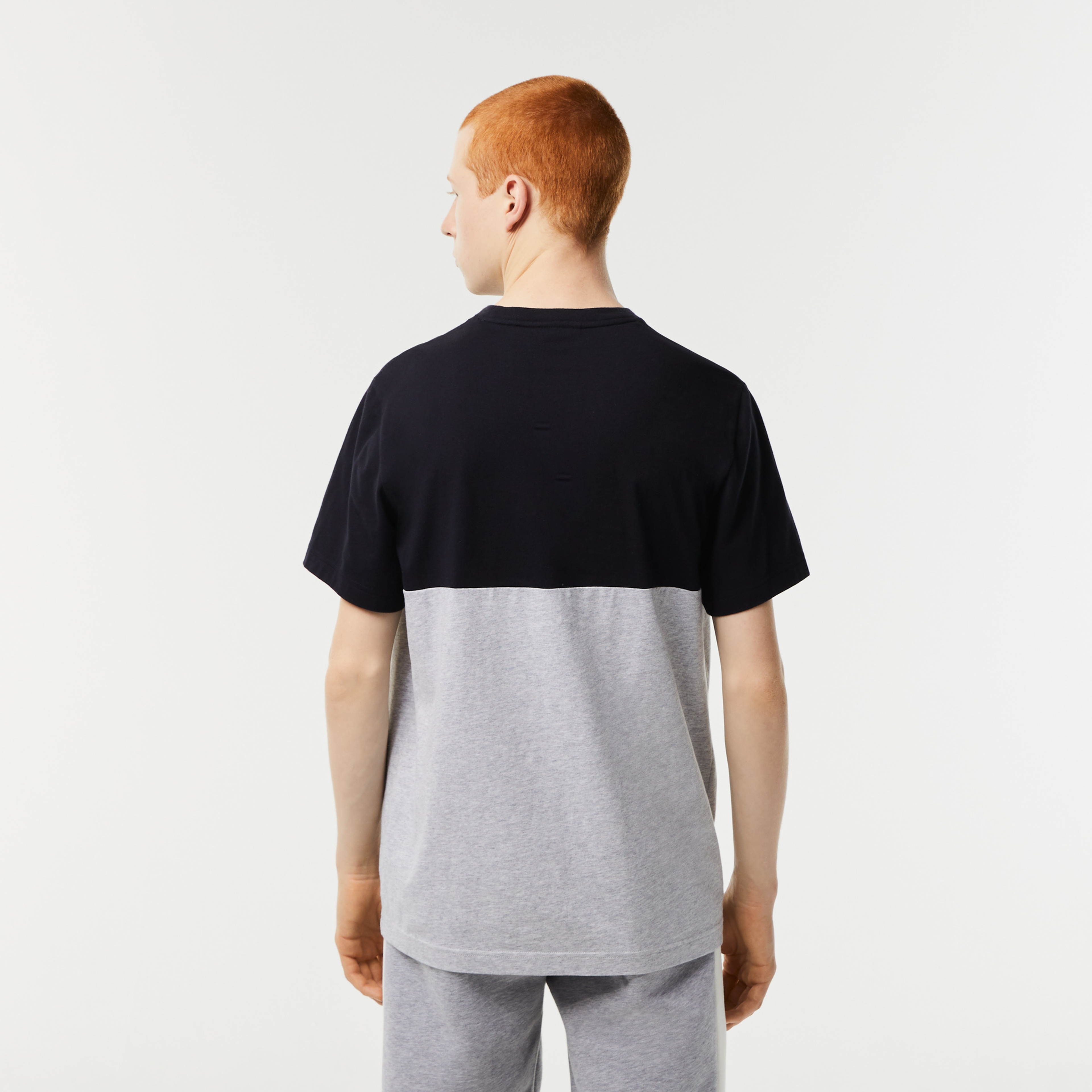 Erkek Regular Fit Bisiklet Yaka Renk Bloklu Siyah T-Shirt