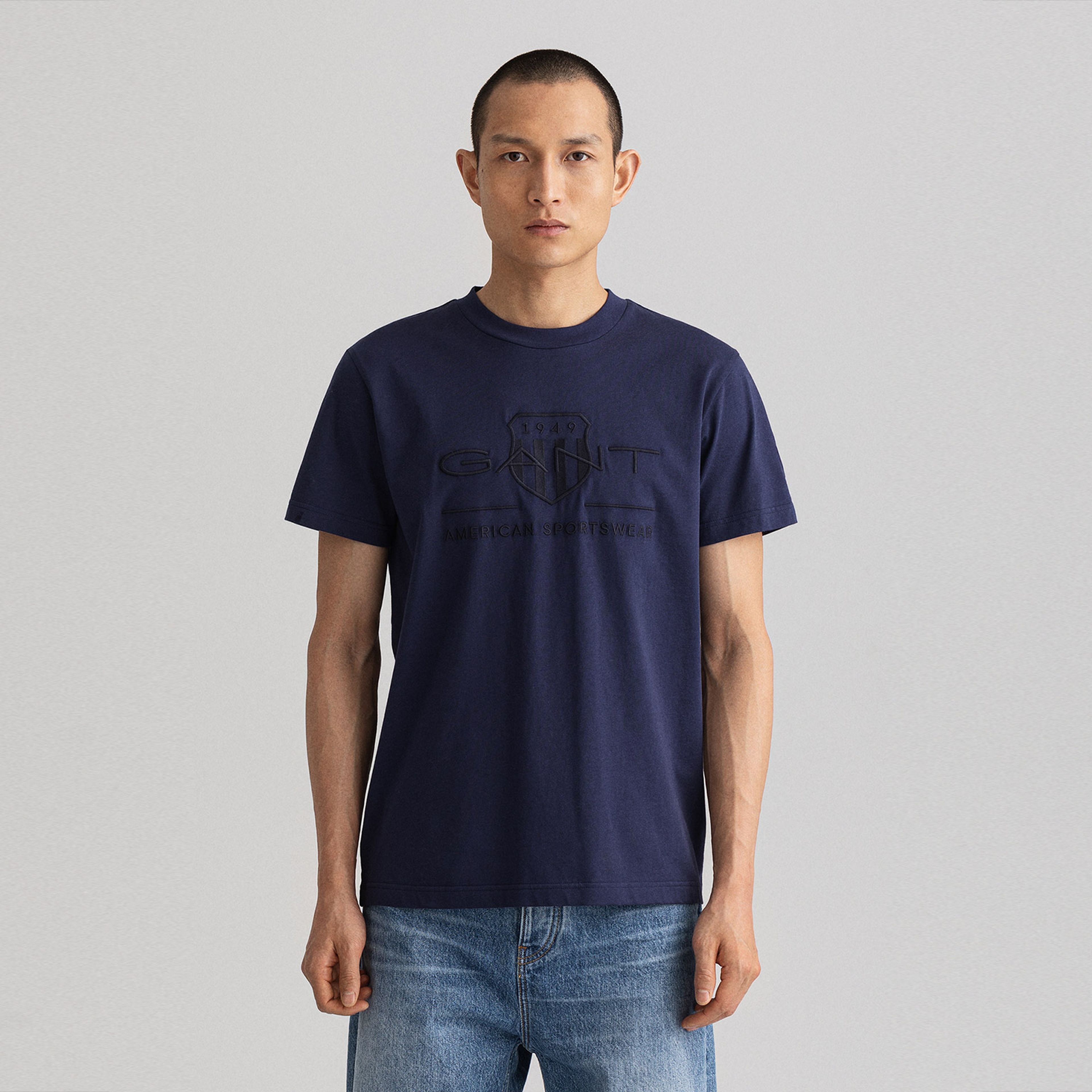 GANT Erkek Lacivert Regular Fit Bisiklet Yaka Logolu T-Shirt