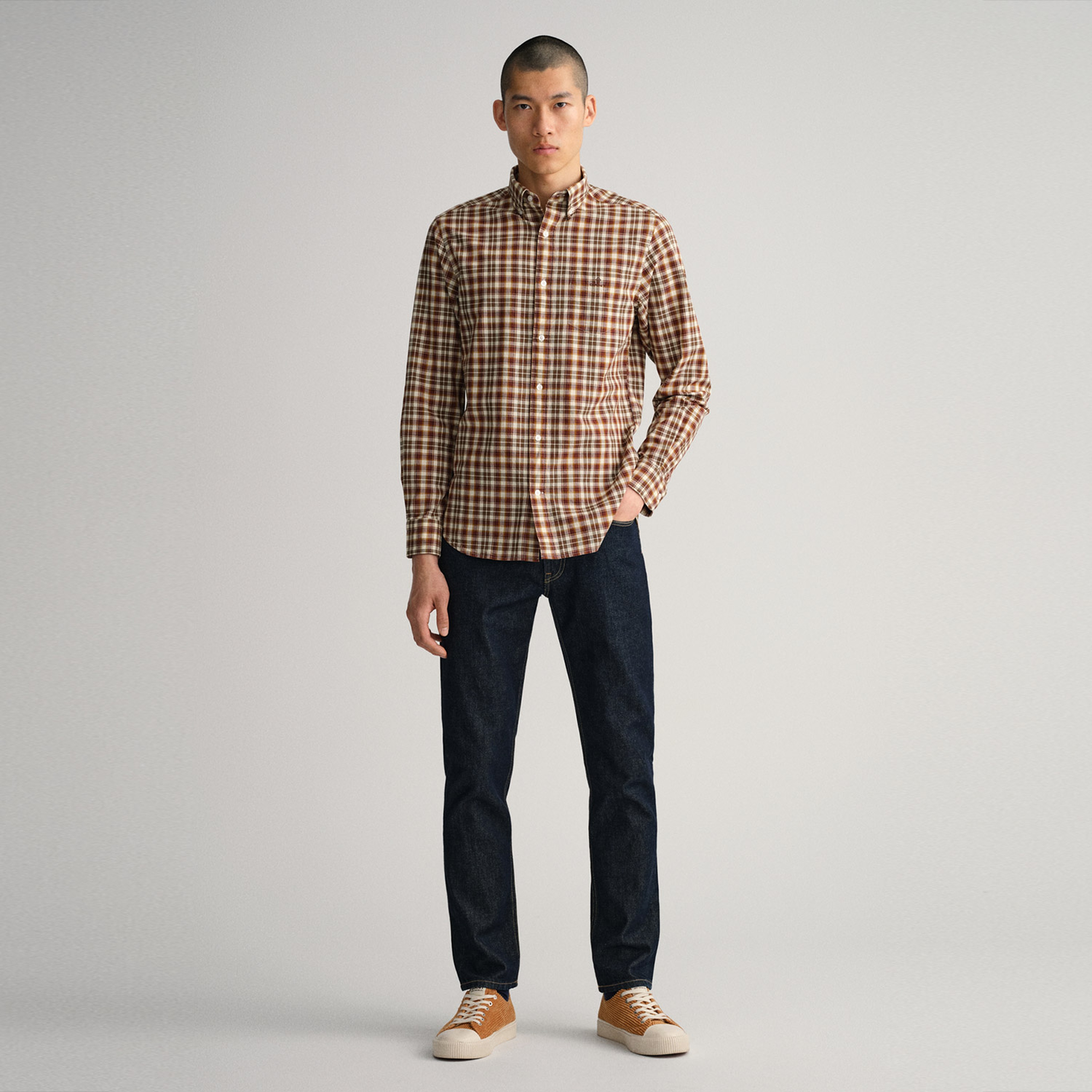 Gant Erkek Kahverengi Regular Fit Düğmeli Yaka Kareli Gömlek