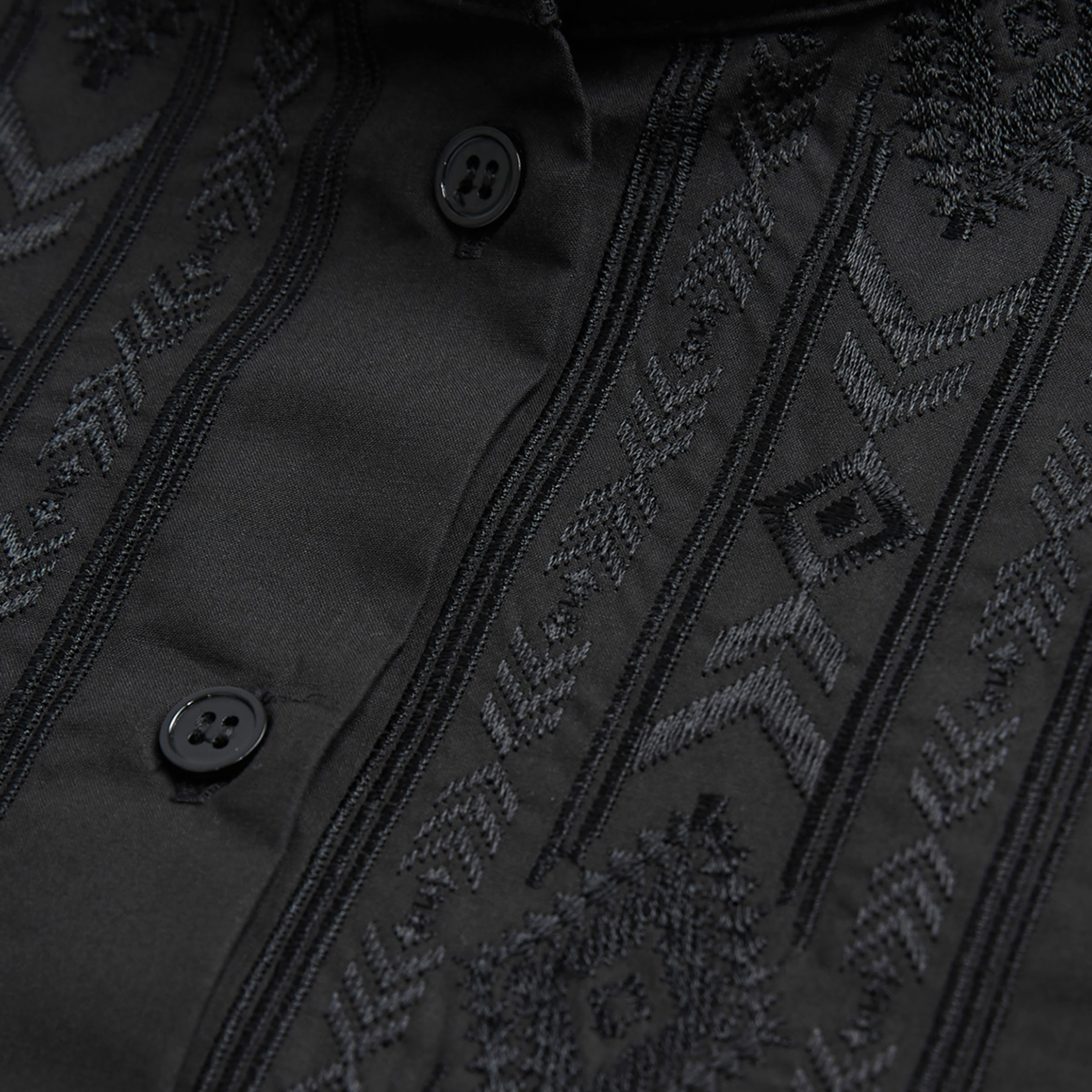 KADIN SİYAH GÖMLEK