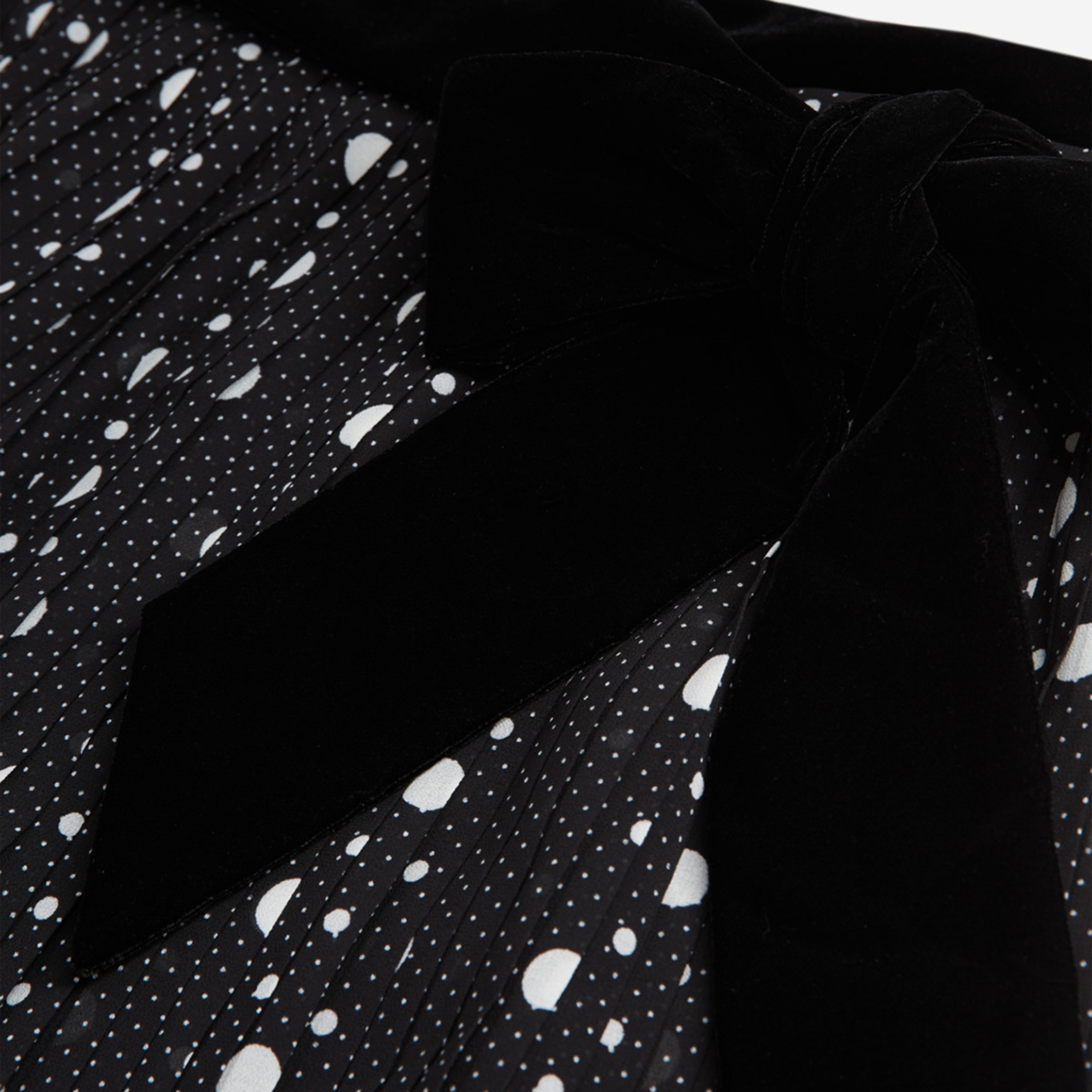 KADIN SİYAH BASKILI UZUN ETEK