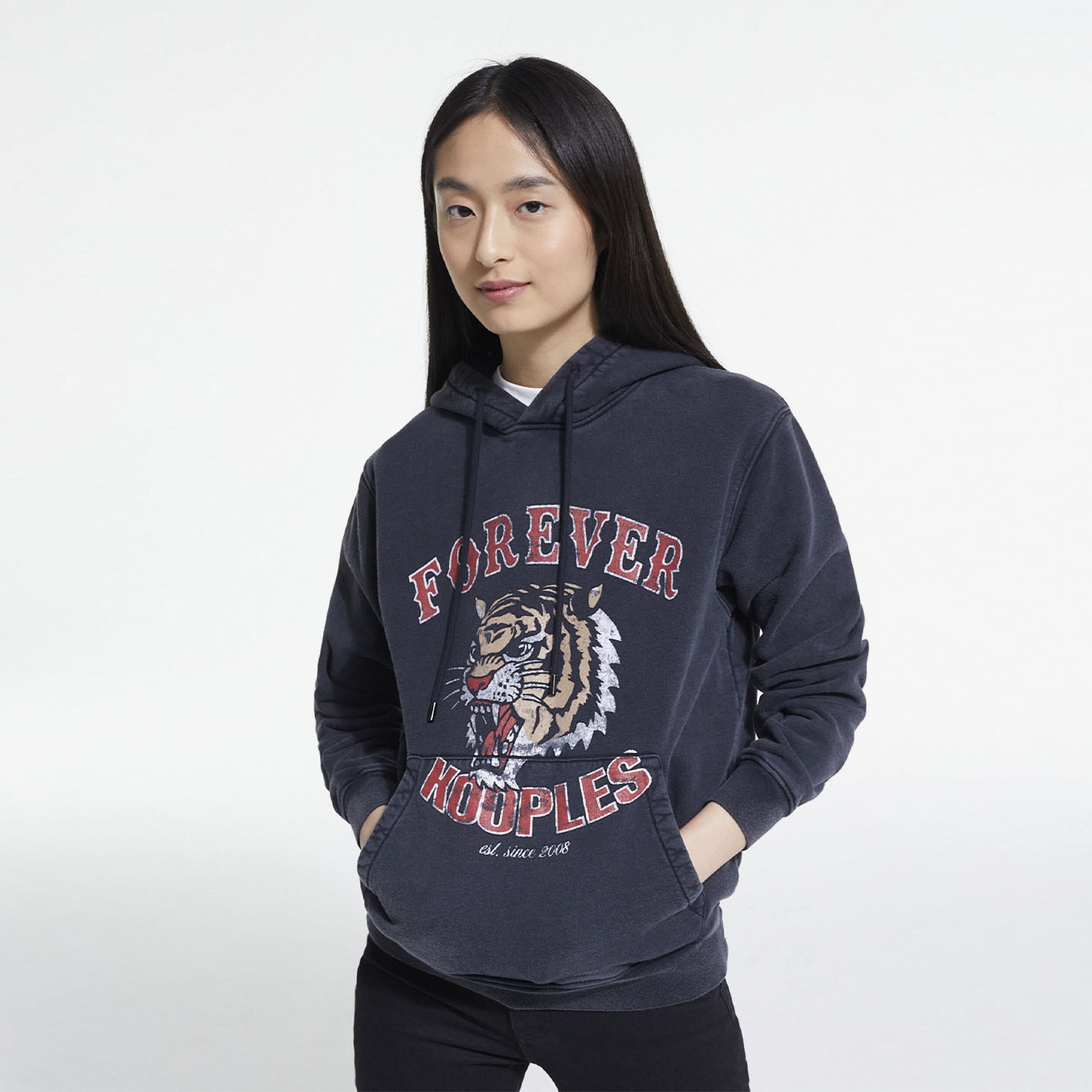 KADIN SİYAH SWEATSHİRT