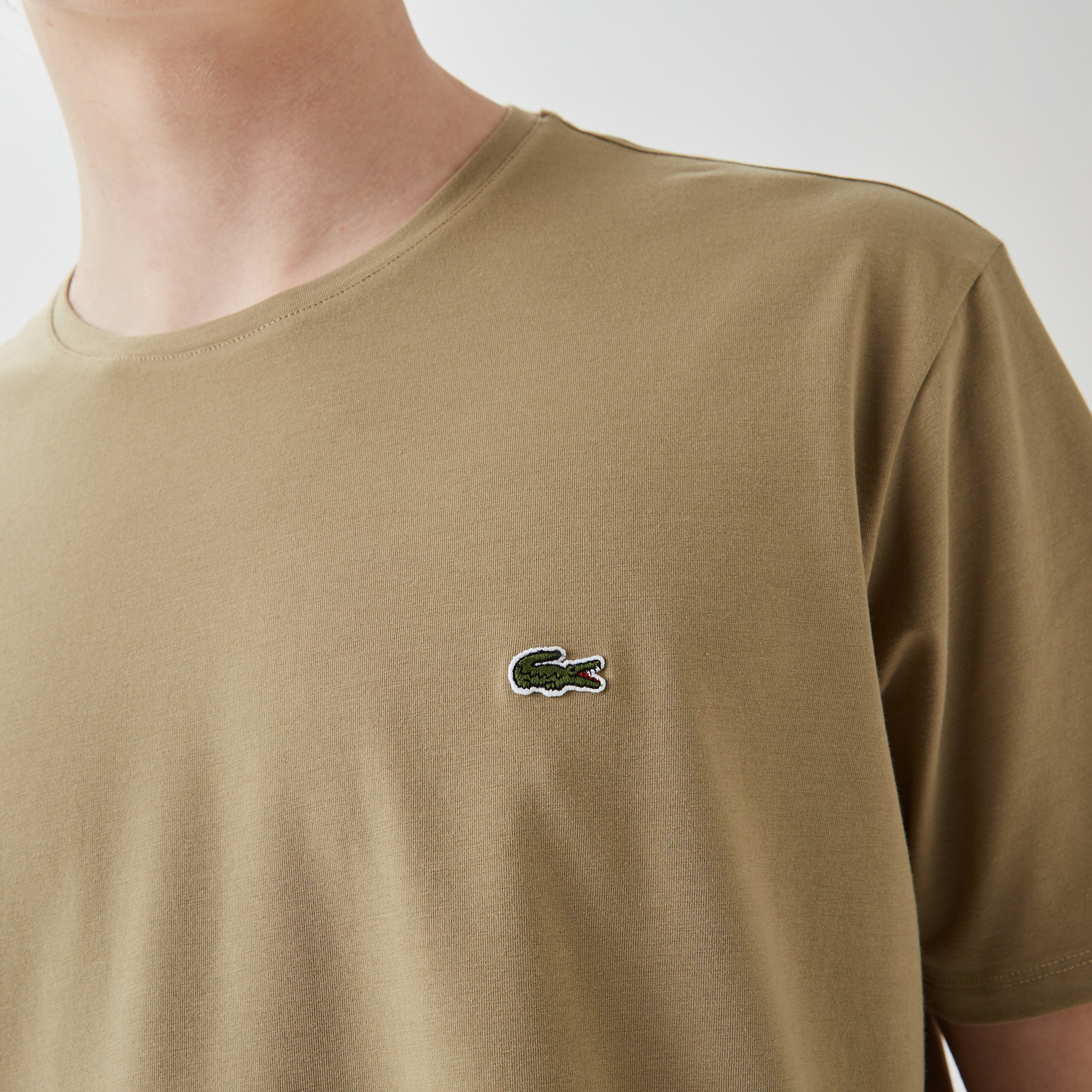 Lacoste Erkek Slim Fit Bisiklet Yaka Kahverengi T-Shirt